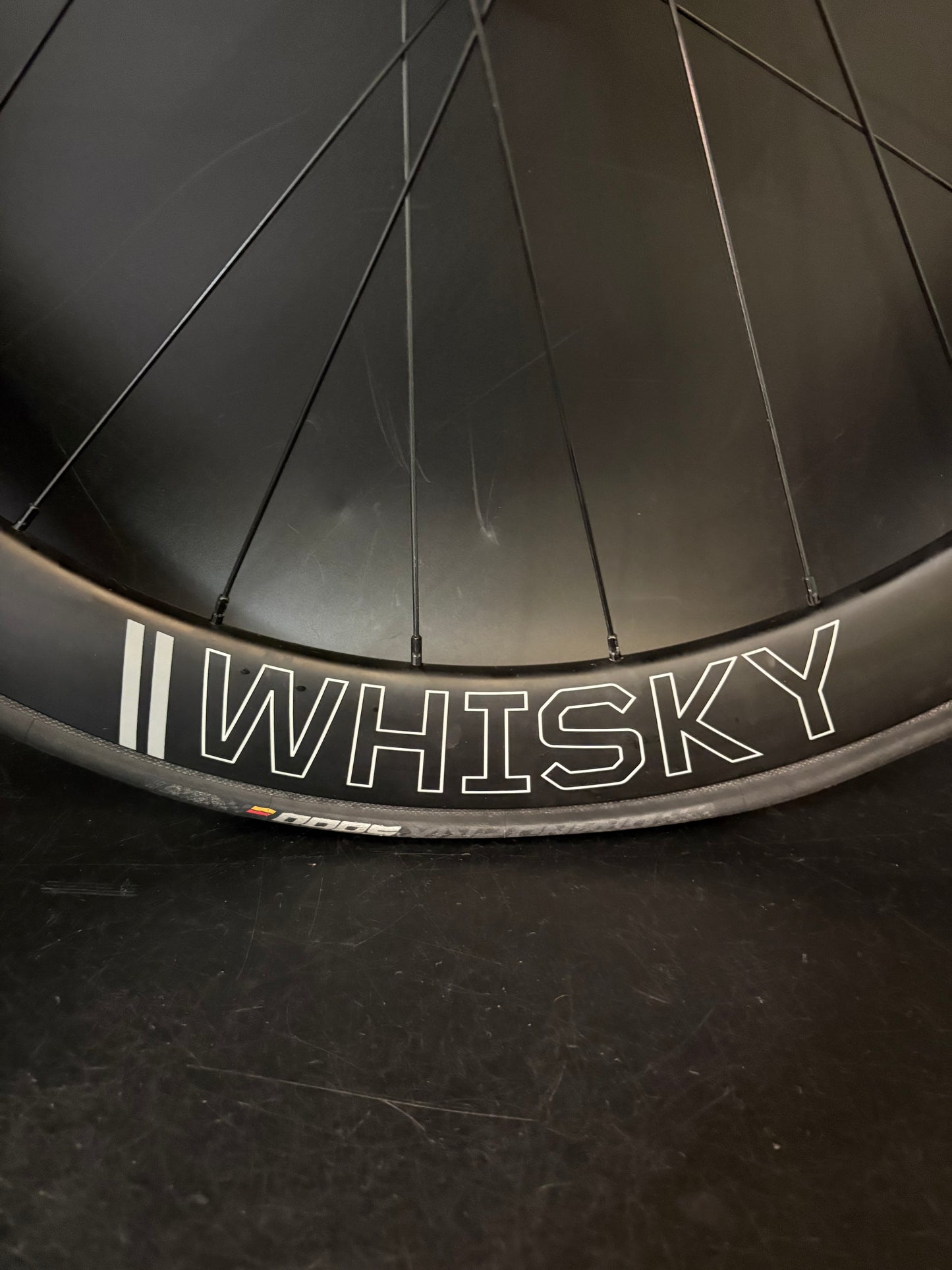Whisky 50mm Carbon Clincher / Halo Wheelset Black 24h
