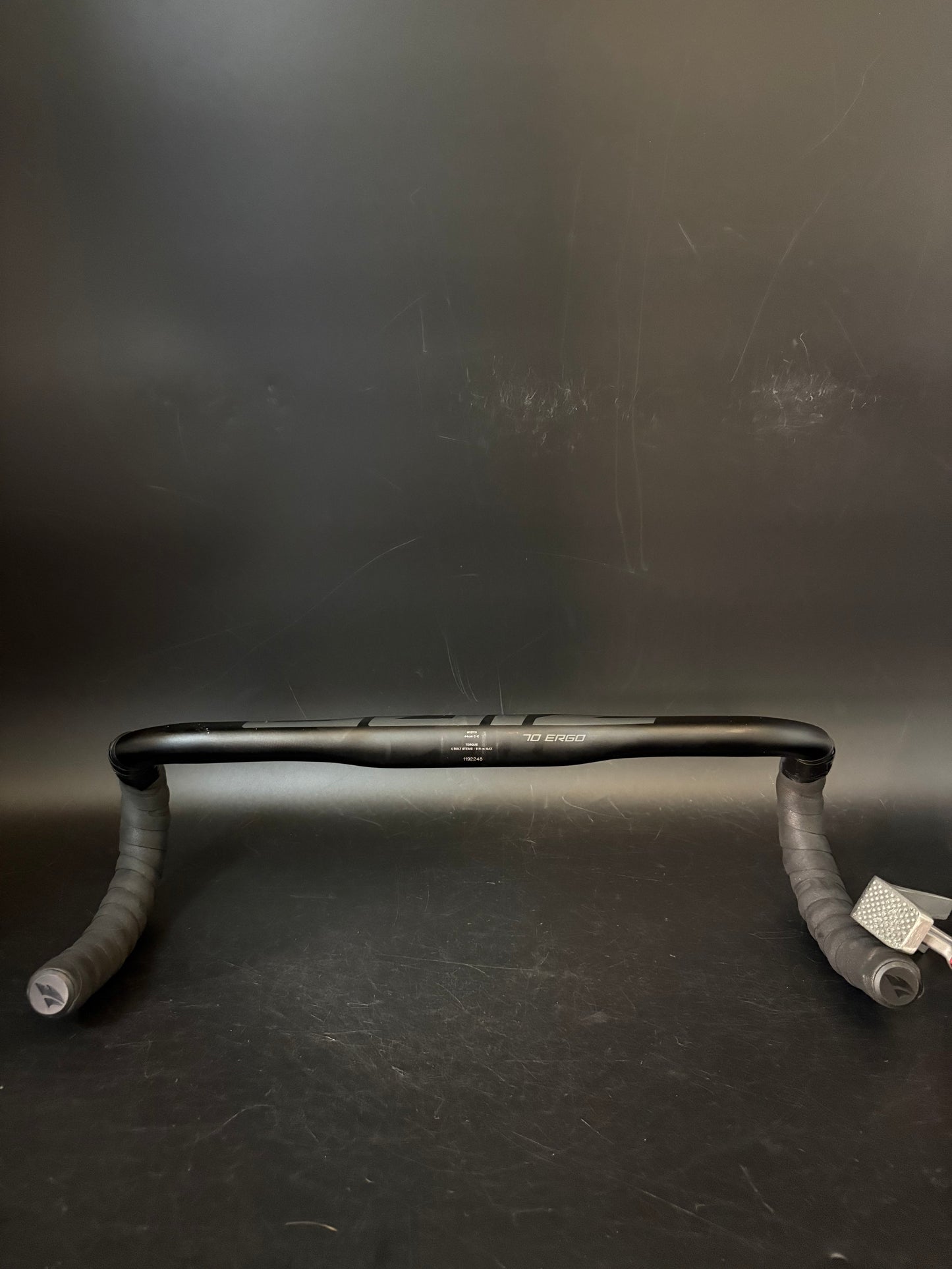 Zipp 70 Ergo Drop Handlebar Black 44cm 31.8
