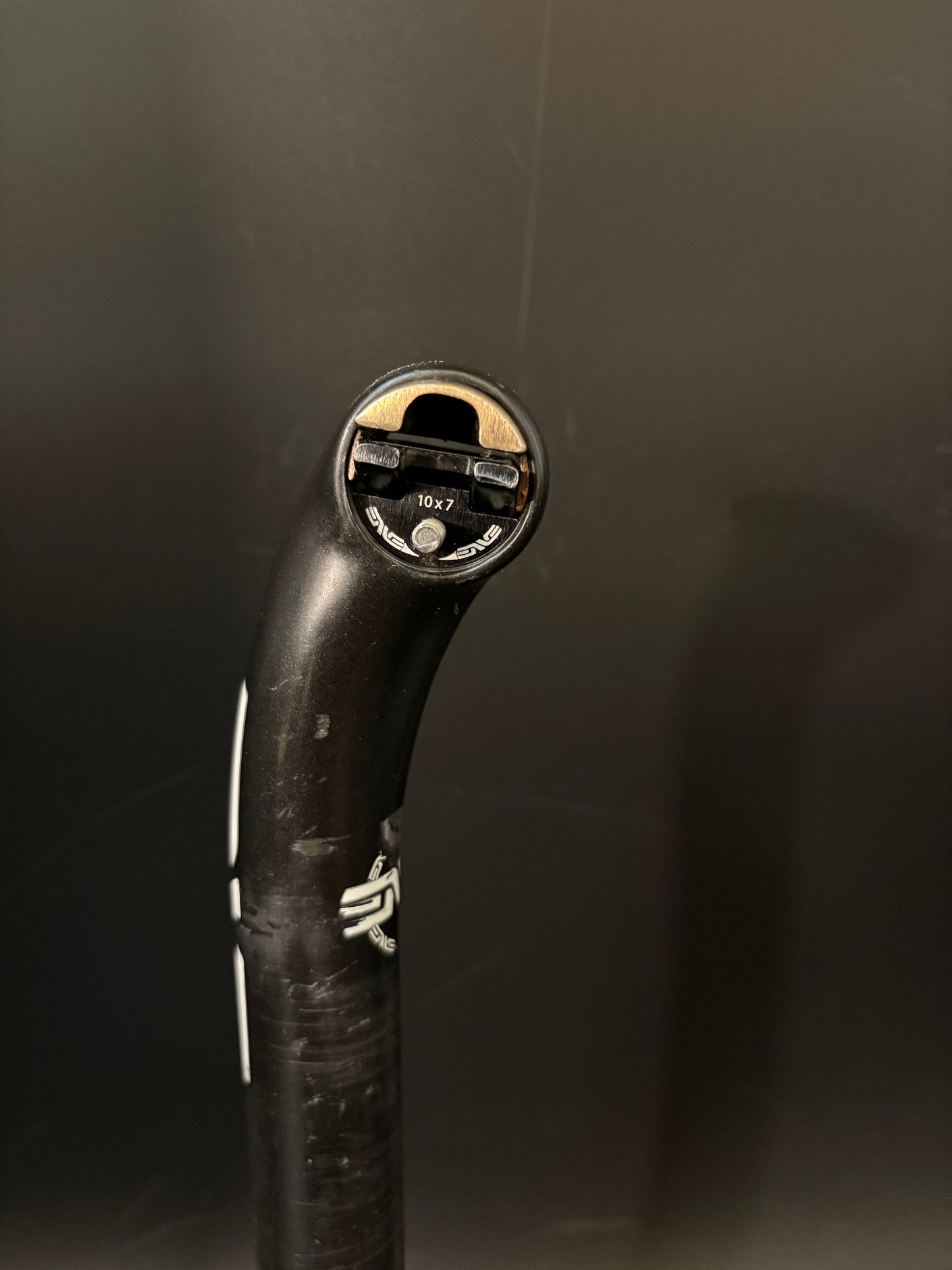 Enve White Logo Setback Seatpost Carbon 31.6 300mm