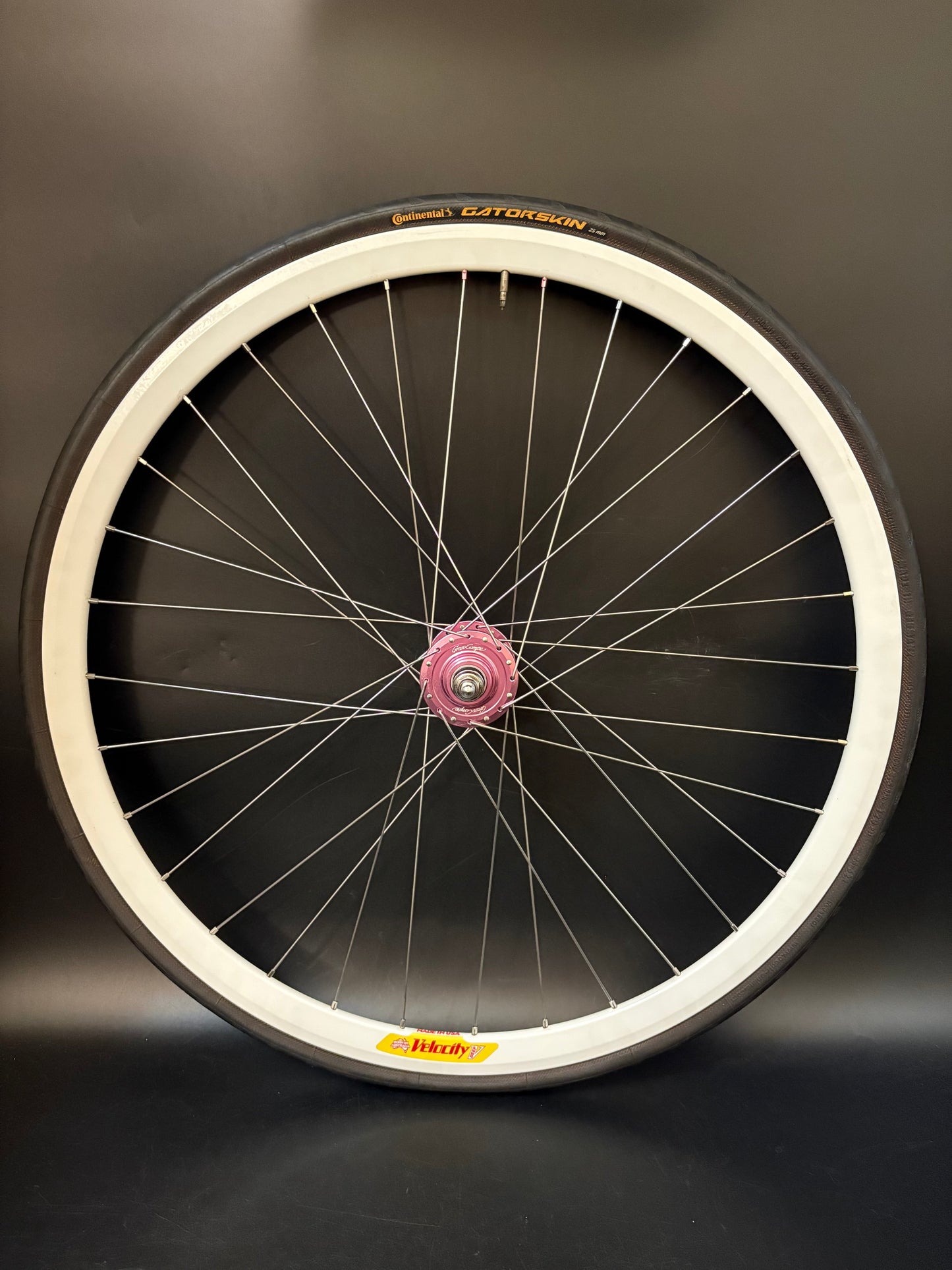 Velocity Deep V White / Gran Compe Pink Wheelset 32h
