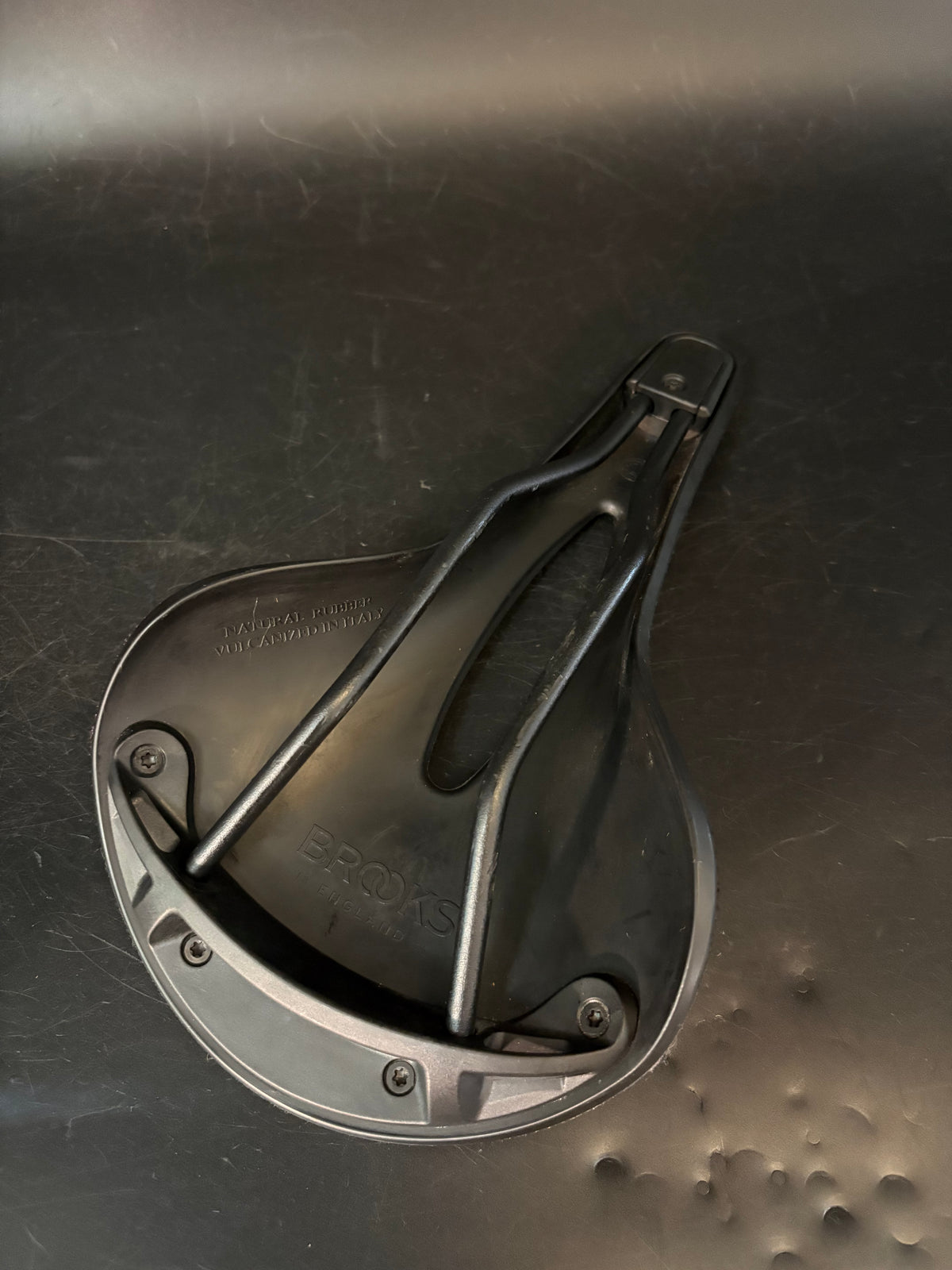 Brooks C17 Carved Saddle Black