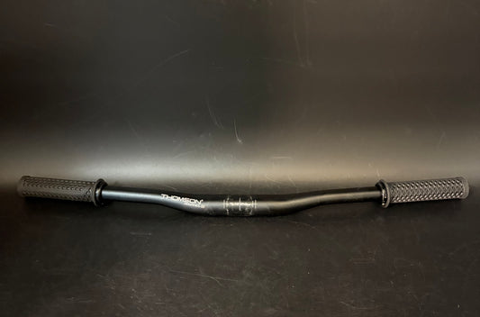 Thomson Downhill AL Riser Handlebar Black 680mm 31.8