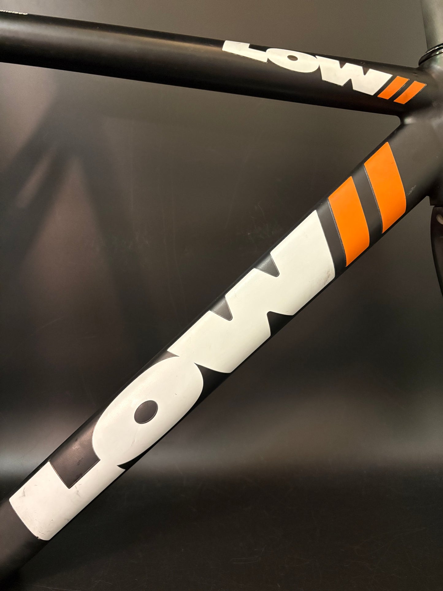 Low// Pursuit Frameset Black 57cm ST 54cm TT