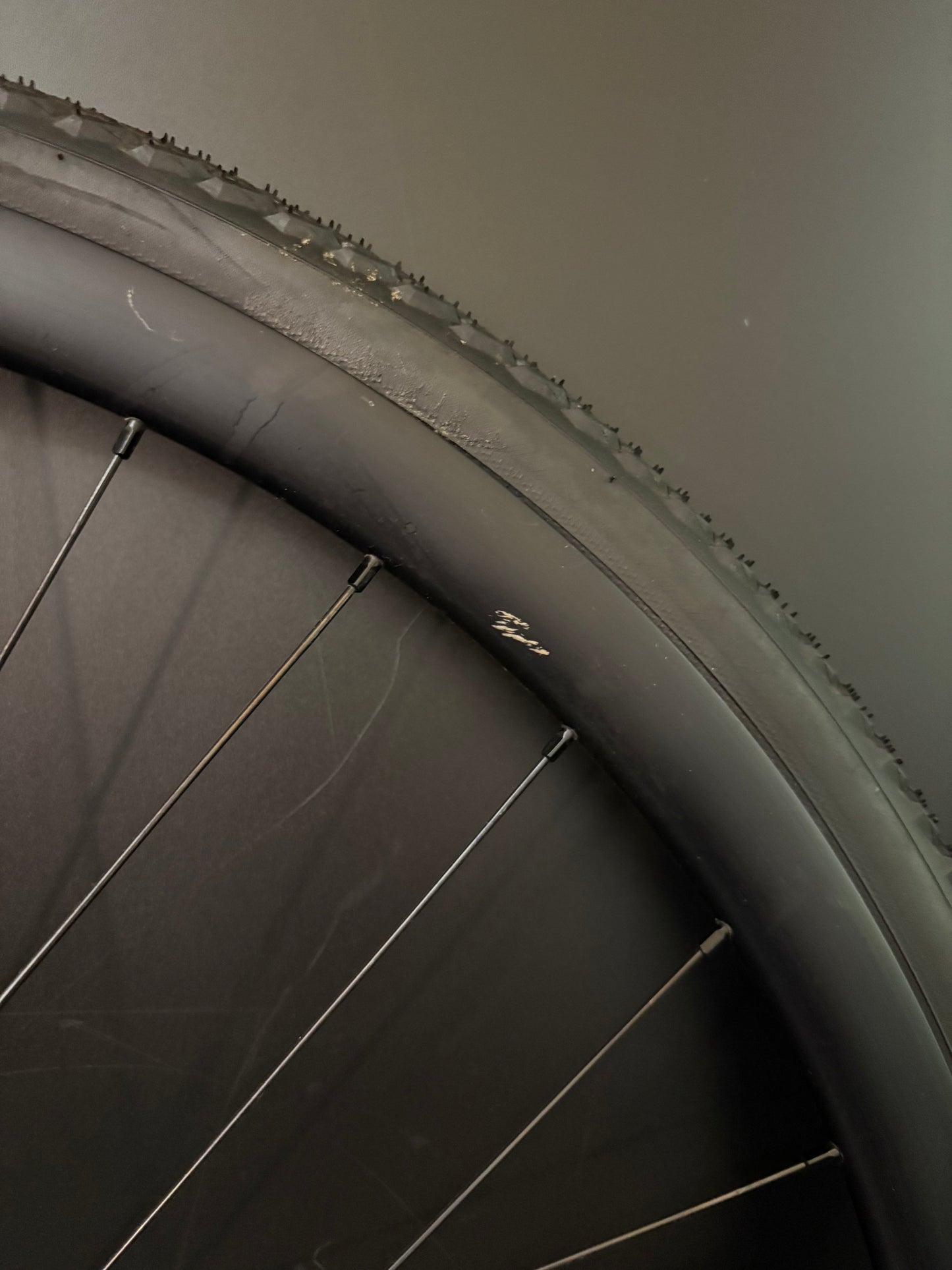 Velocity Aileron Black / Gran Compe Custom Anodize LF Wheelset 32h