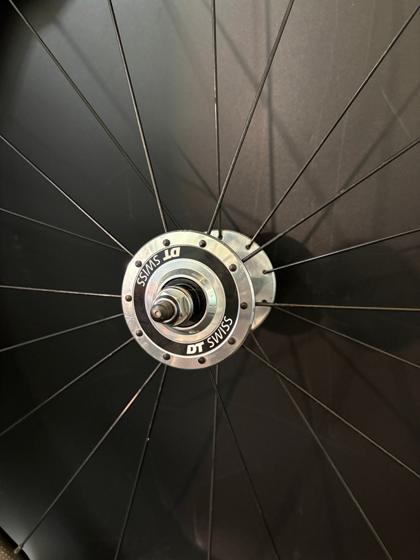 Zipp 454 NSW Carbon Clincher / DT Swiss Wheelset 20/24h