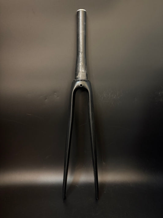 Throne Tapered Track Fork Carbon 1 1/8” - 1 1/2” 200mm