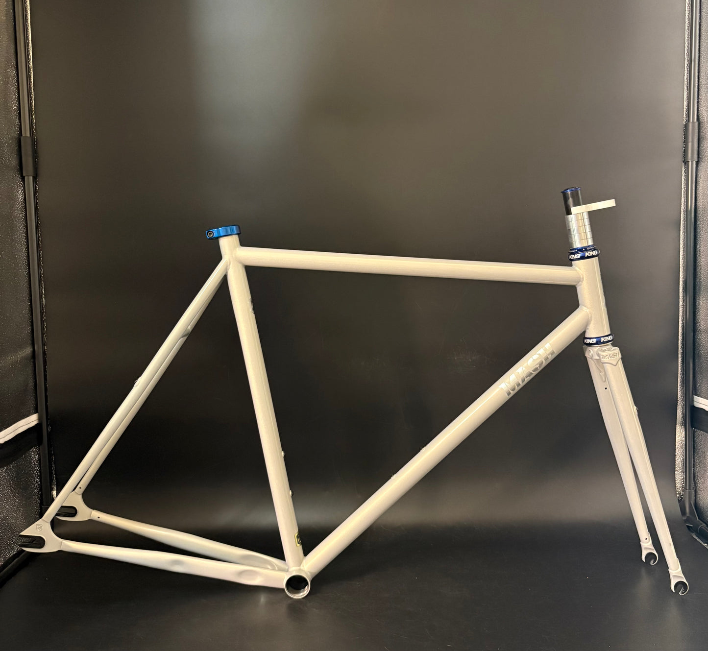 Mash Steel Frameset Pearl Fog 55cm