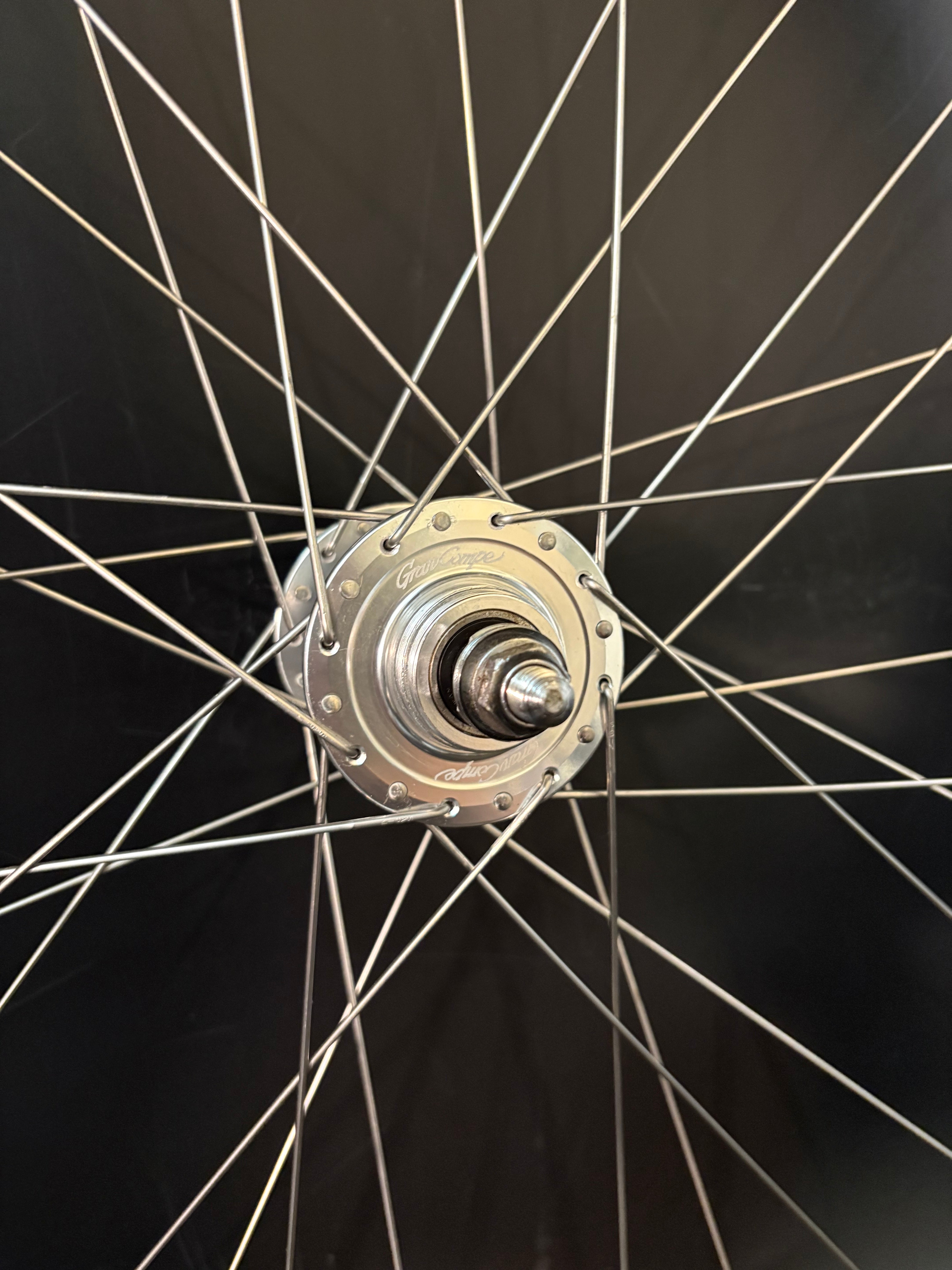 H Plus Son Formation Face / Gran Compe II Rear Wheel Silver 32h