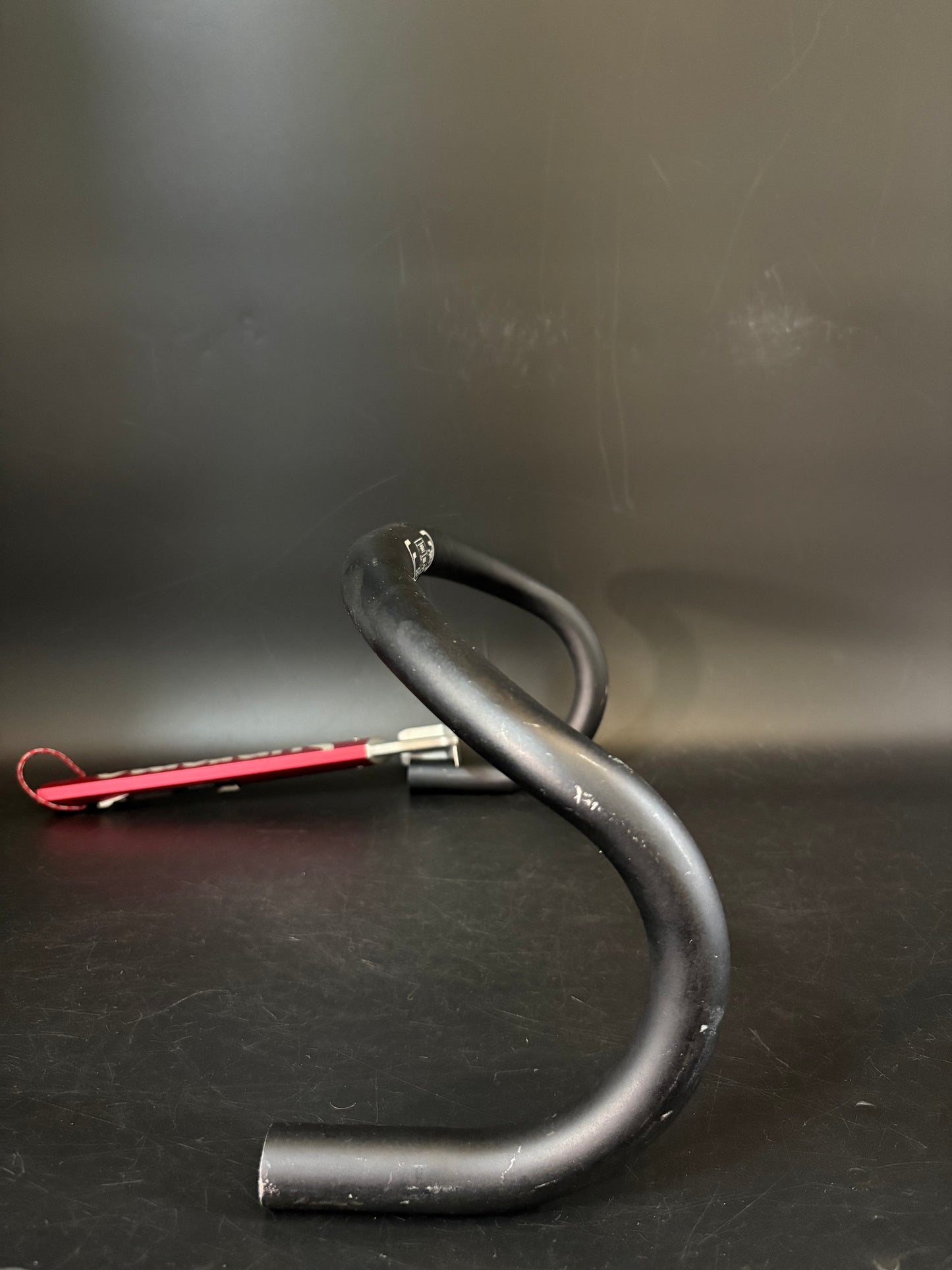 Deda Pista Track Drop Handlebar Black 40cm 31.8