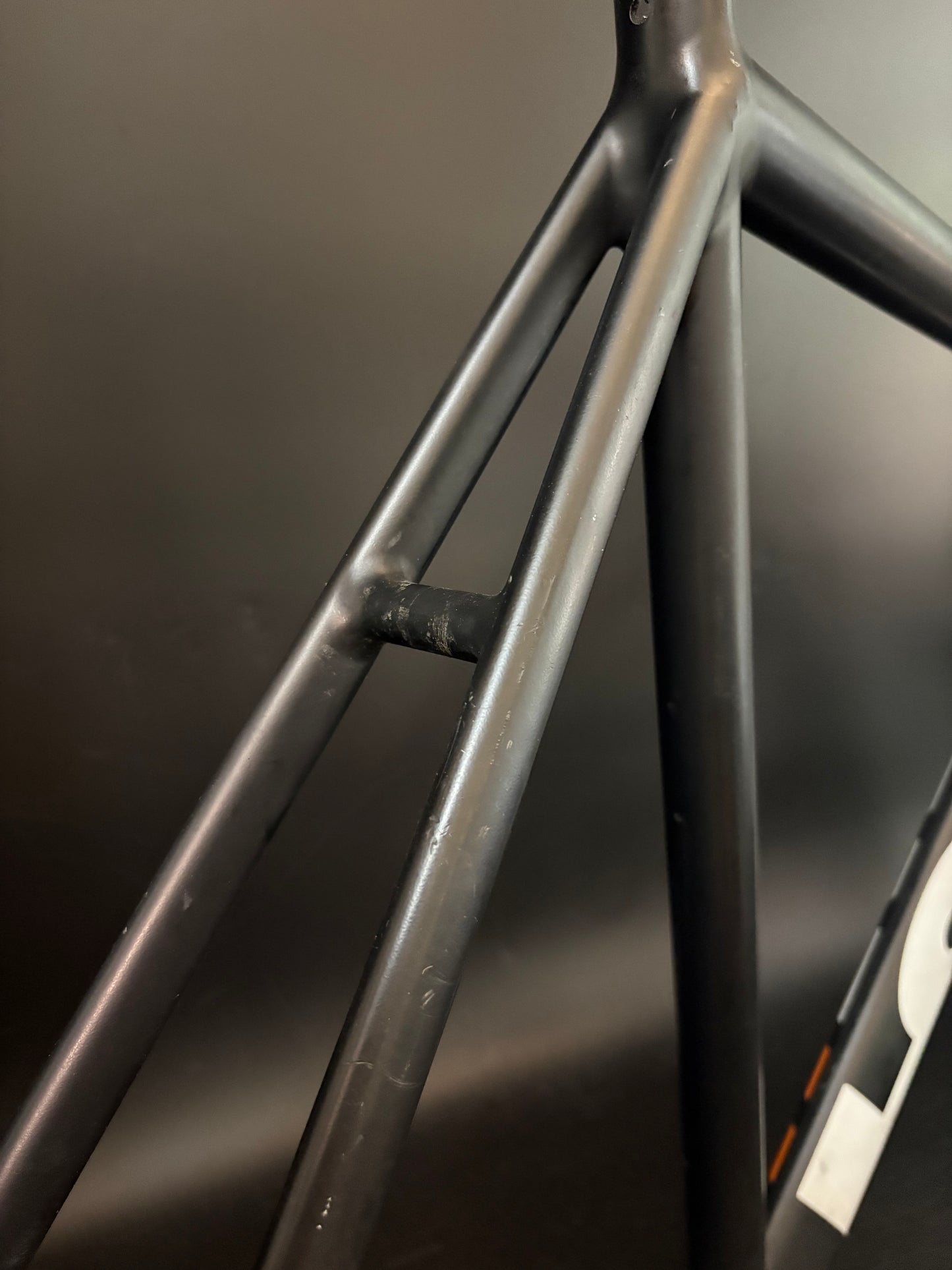 Low// Pursuit Frameset Black 57cm ST 54cm TT