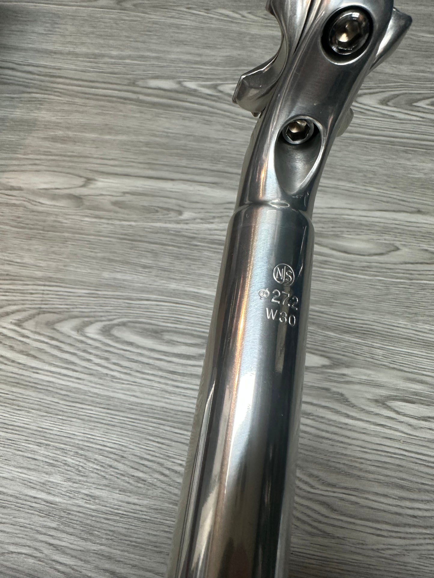 Nitto Jag NJS w30 Seatpost Silver 27.2