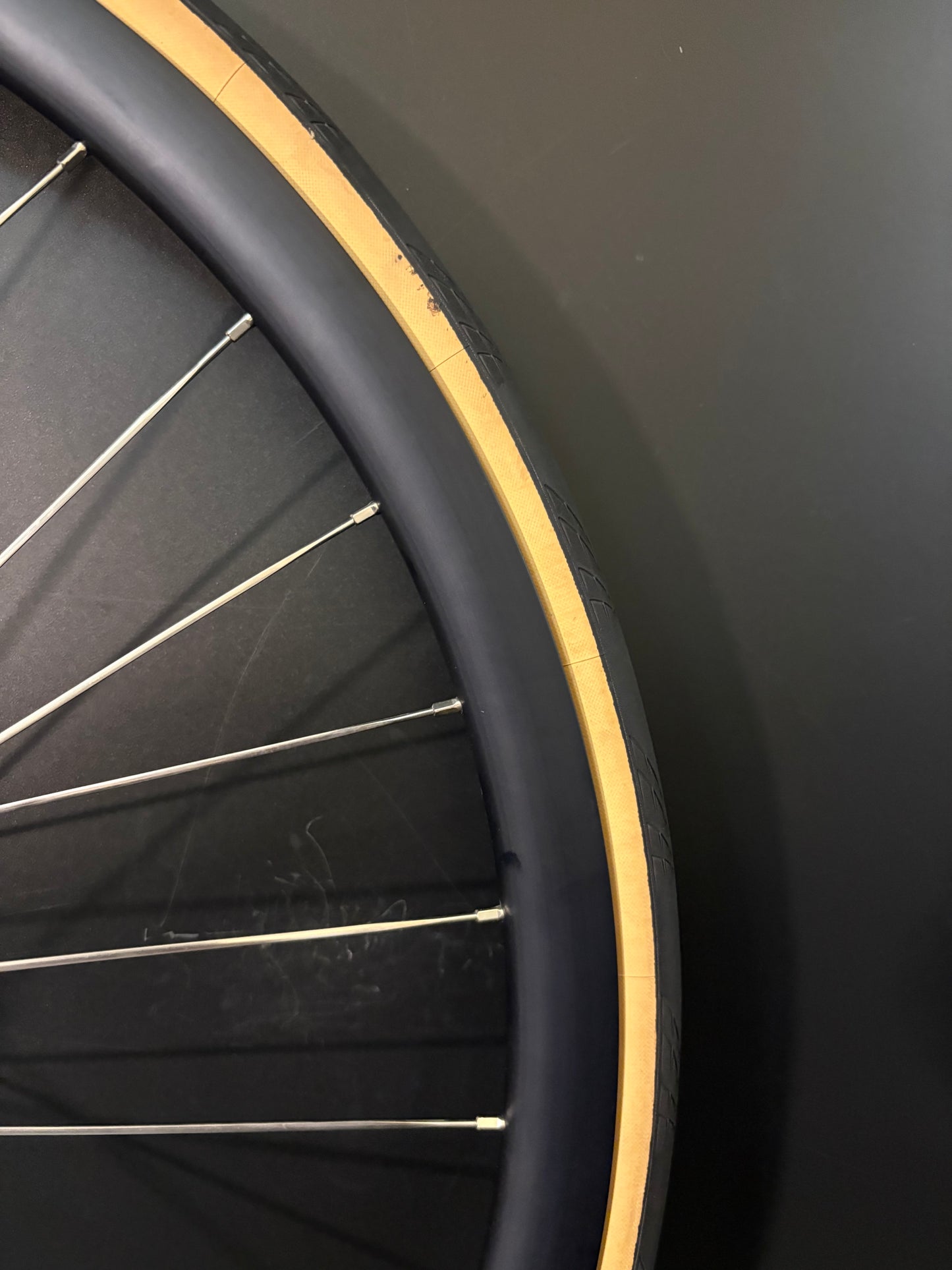 Velocity Aileron Black / Phil Wood LF Wheelset 32h