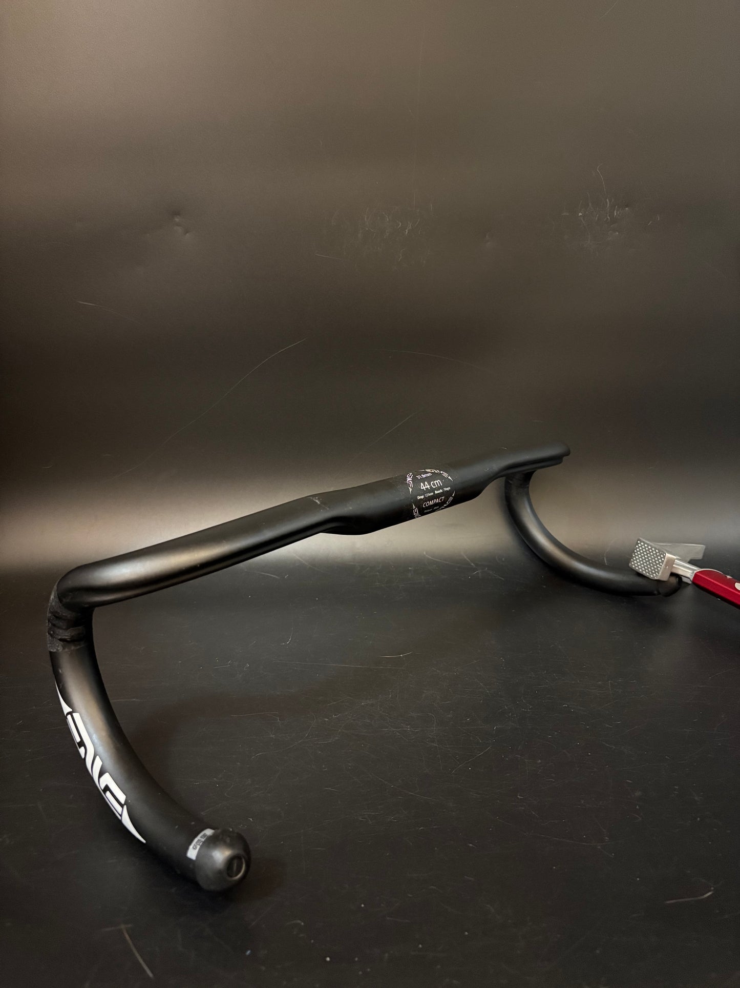 Enve Compact Drop Handlebar Carbon 44cm 31.8