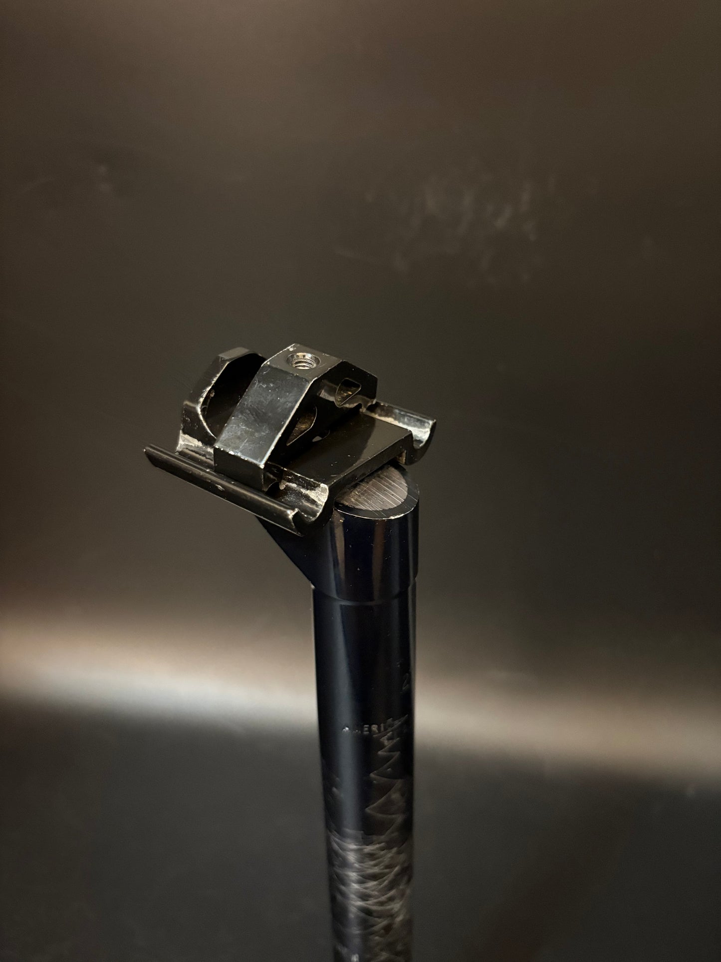 American Classic Seatpost Black 27.2 250mm