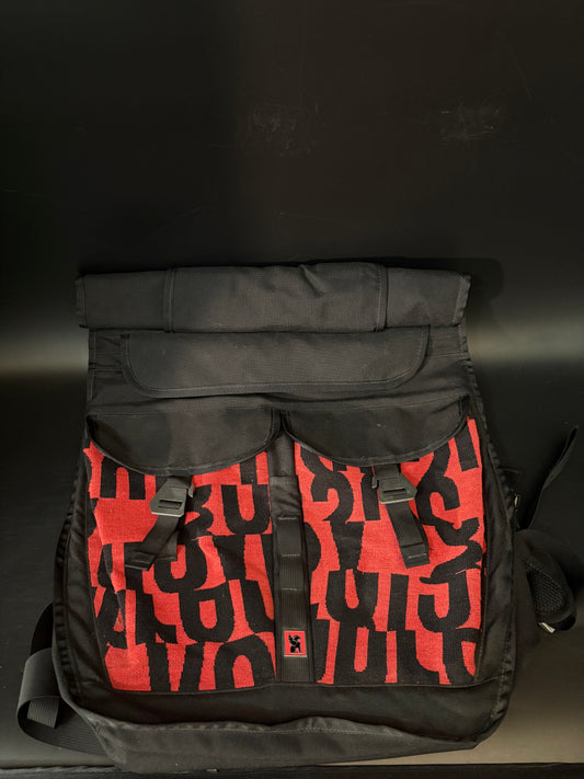 Chrome Ivan Messenger Backpack Black/Red