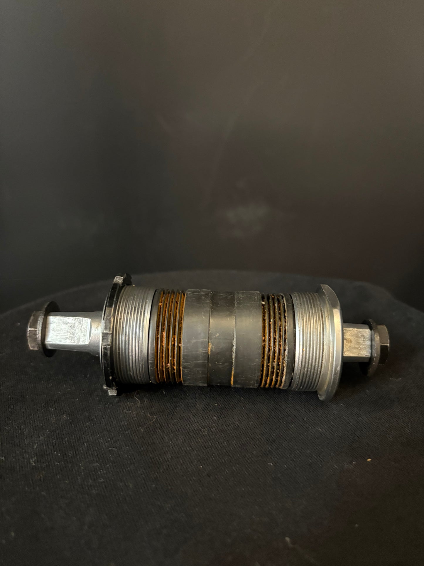 Shimano BB-7400 Bottom Bracket NJS