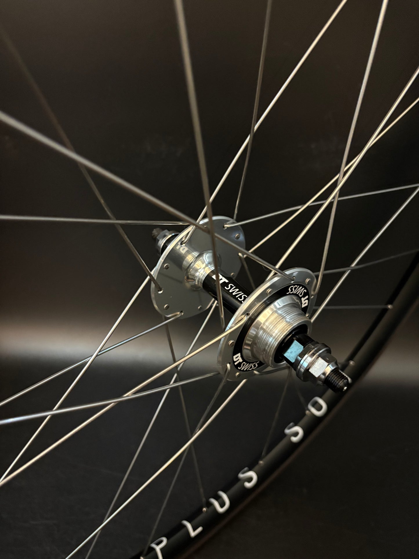 H Plus Son Archetype / DT Swiss Rear Wheel Black 24h