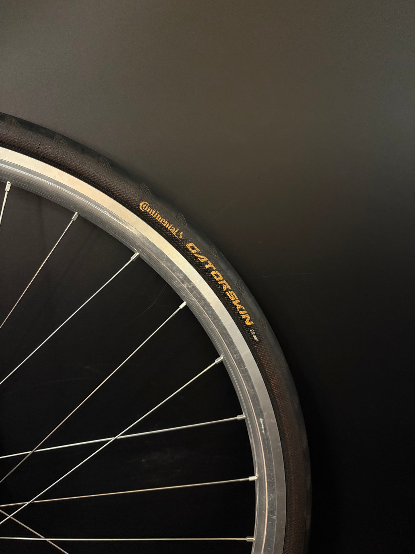 H Plus Son Archetype Silver / Dura Ace 7600 Wheelset 32h