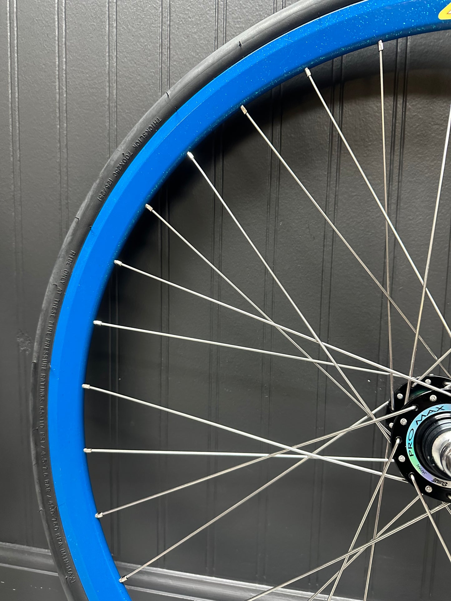 Deep V Blue Sparkle / Suzue CF Hubs Wheelset 32h Fixed/Fixed