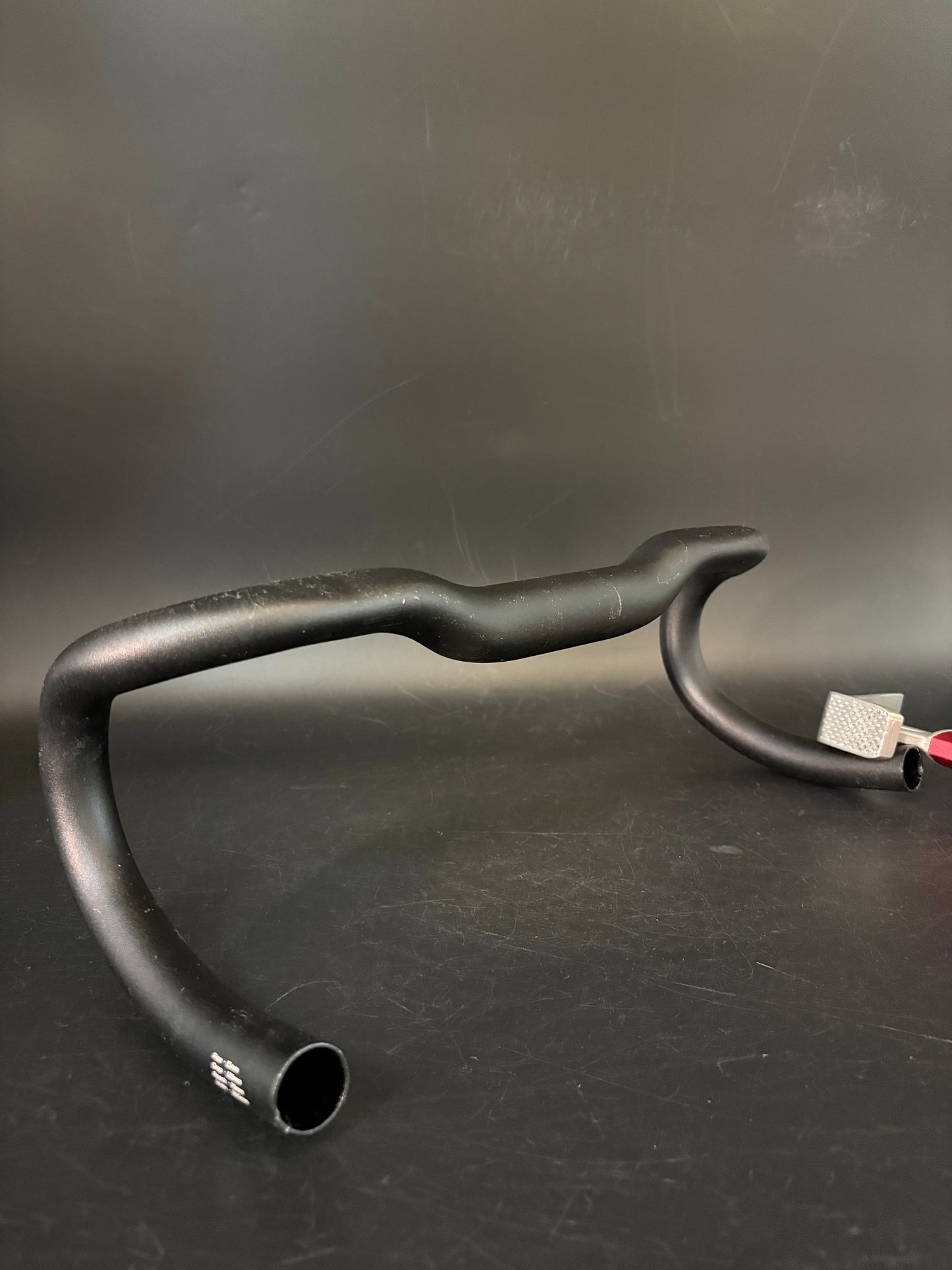 Specialized Hover Drop Handlebar Black 36cm 31.8