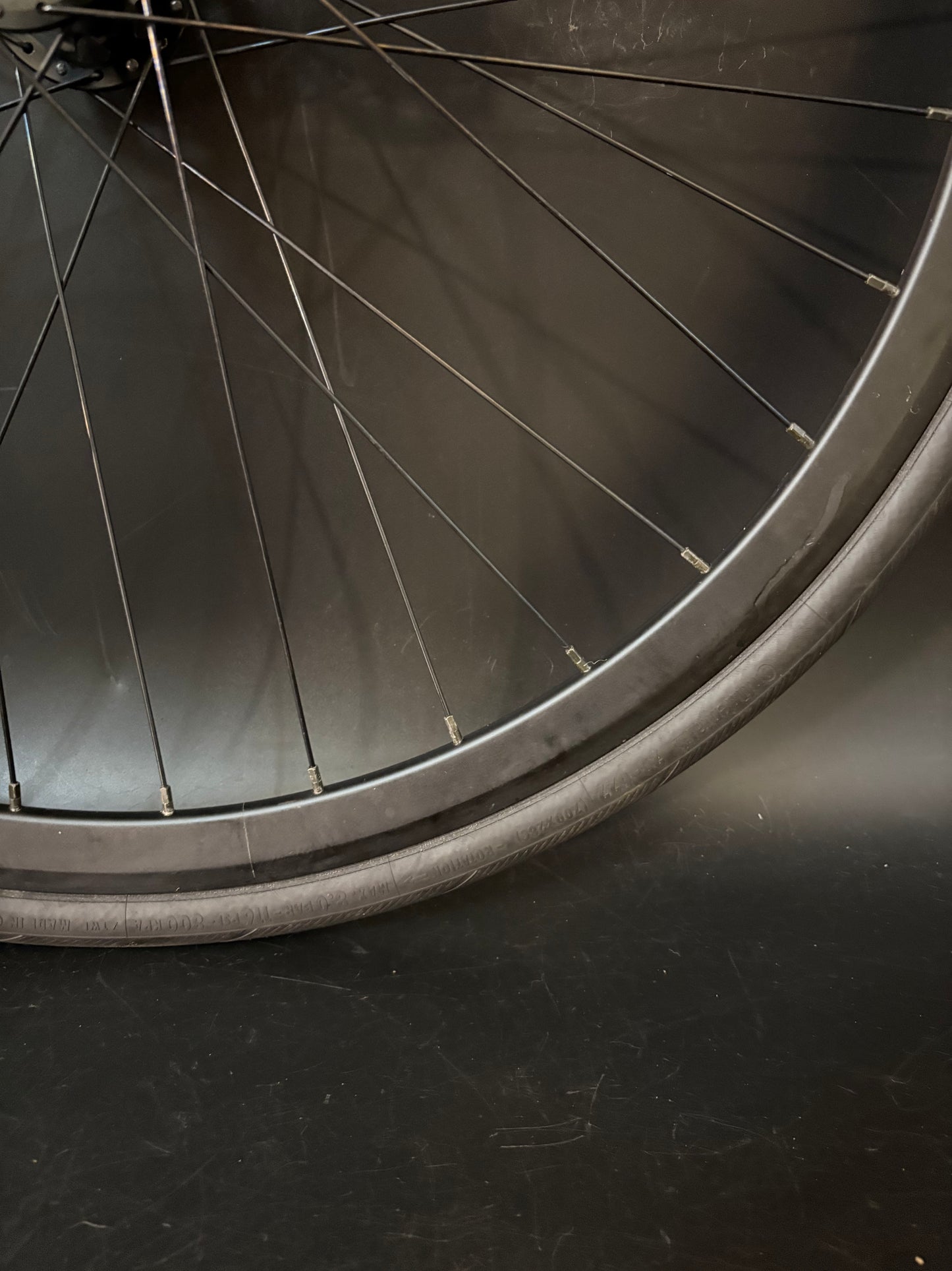 Velocity Deep V / Origin 8 Front Wheel Black 32h