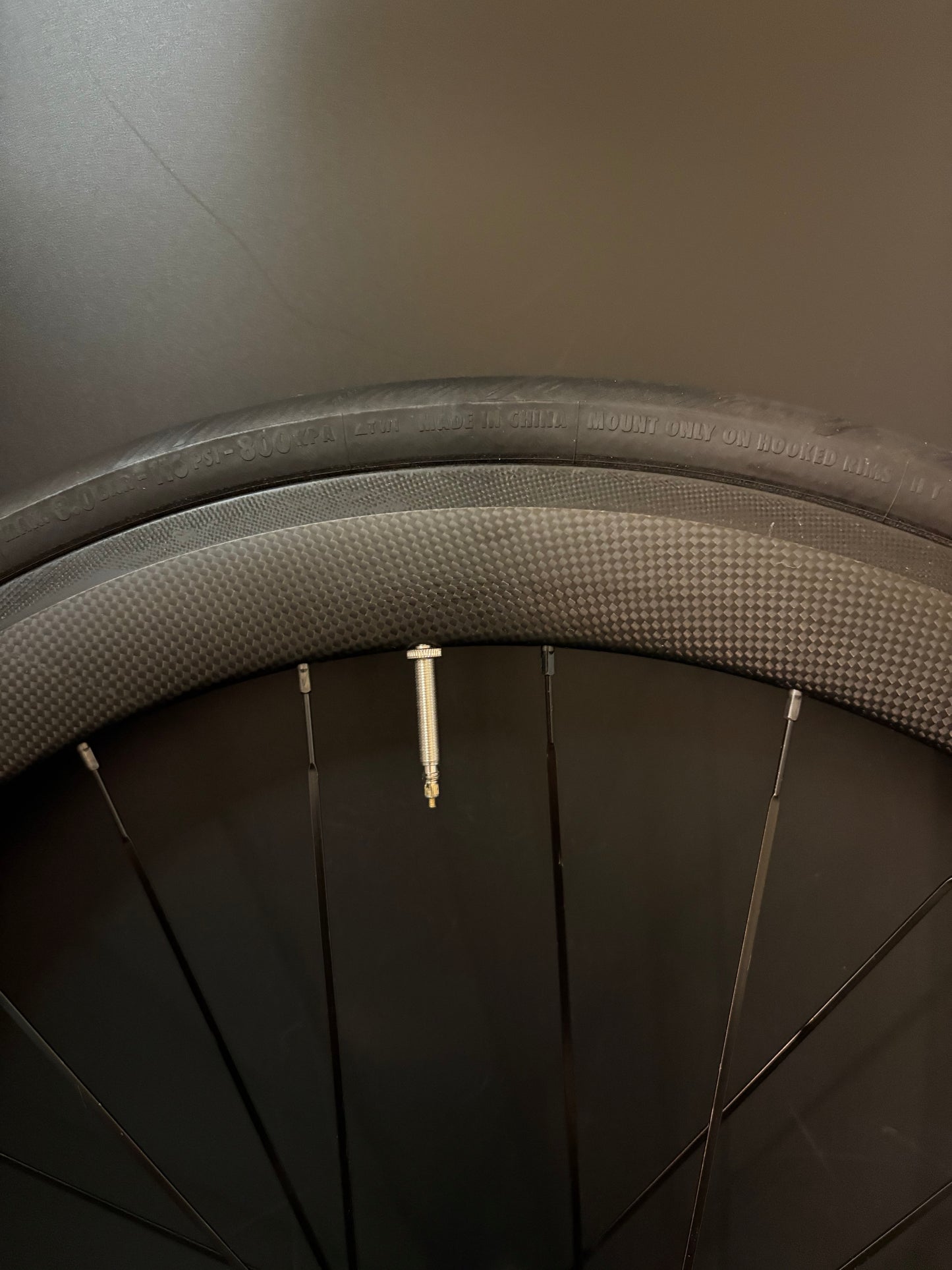 Unbranded Carbon Clincher 50mm / Novatec Rear Wheel 24h