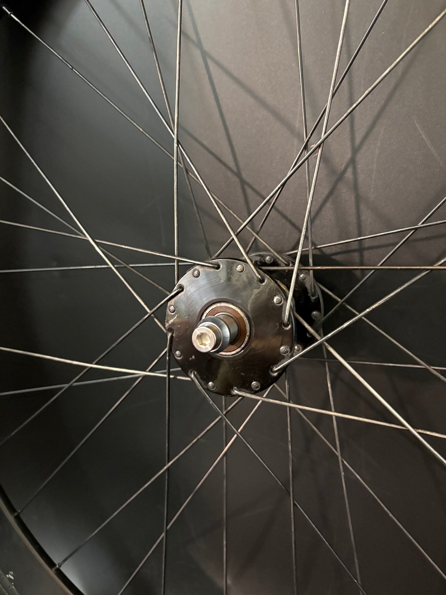Velocity B43 Black / Phil Wood Front Wheel 32h
