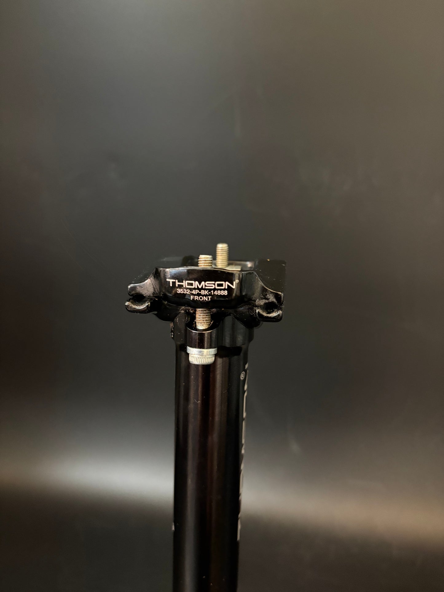 Thomson Masterpiece Seatpost Black 27.2 240mm