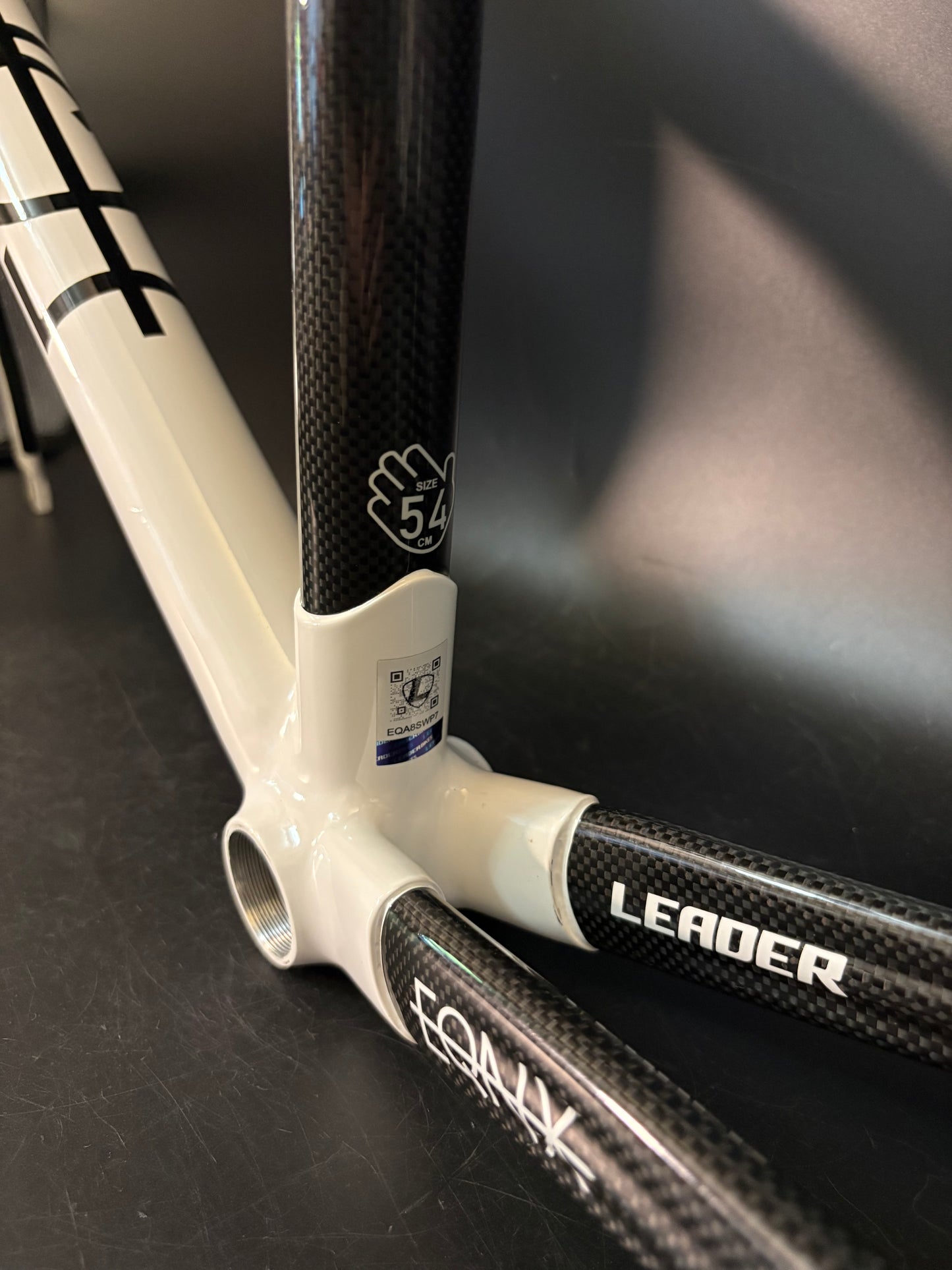 Leader EQNX Carbon Frameset White 54cm