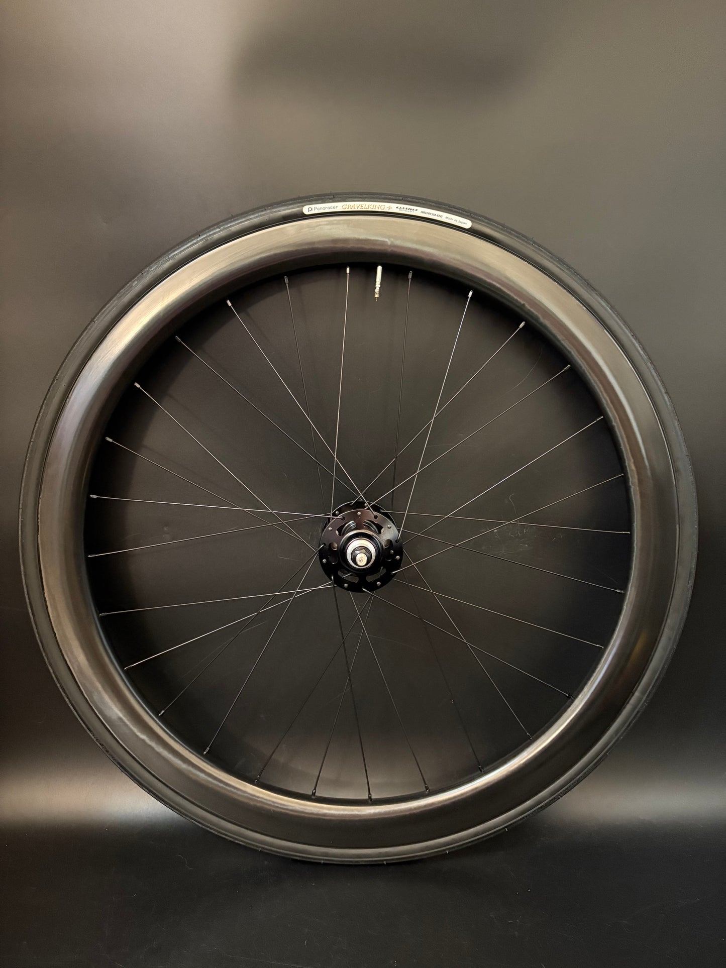 Light Bicycle Falcon AR45 Carbon Clincher / White Industries Black Wheelset 28h