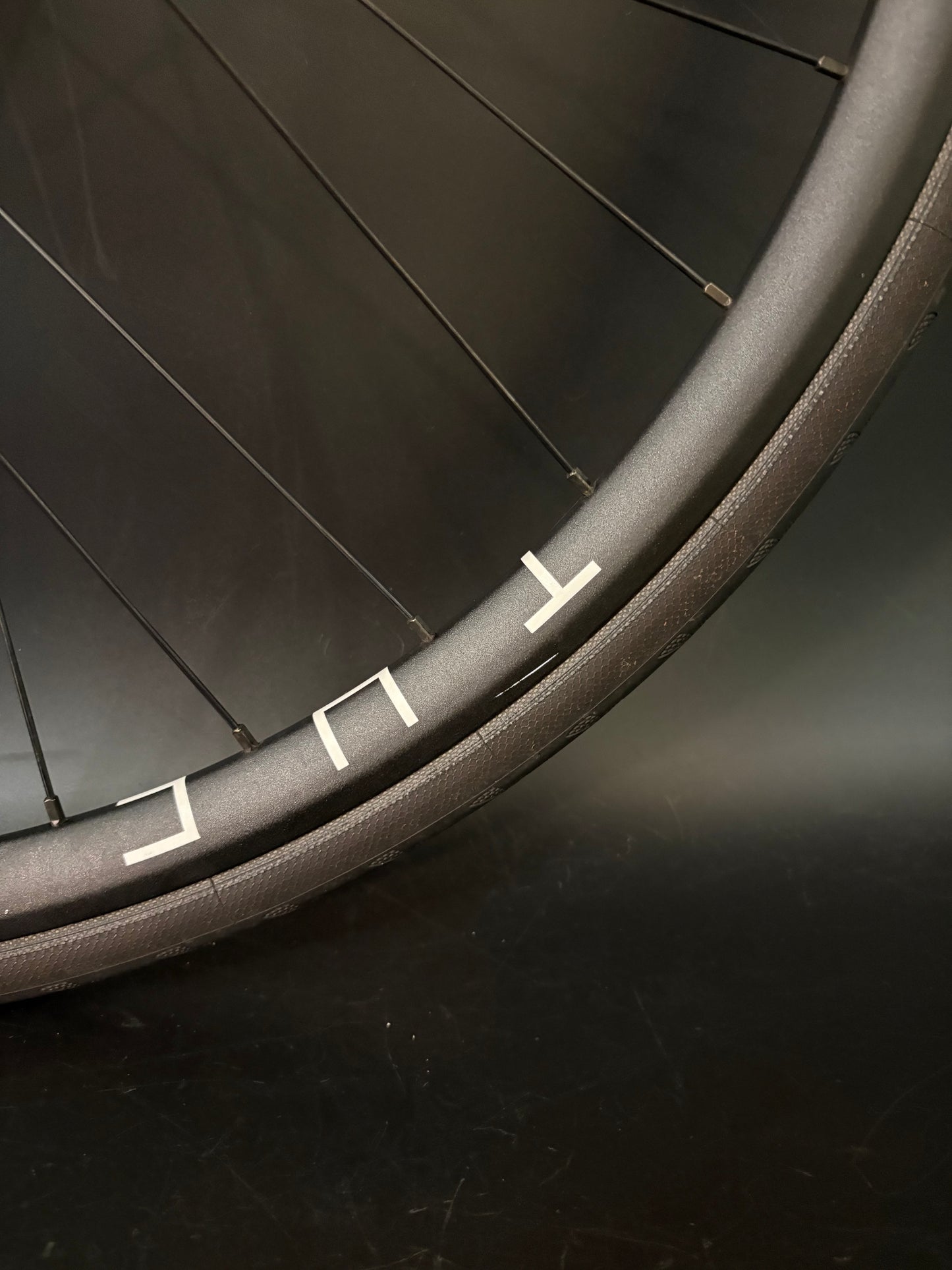 H Plus Son Hydra / Suzue Pro Max Wheelset Black 32h