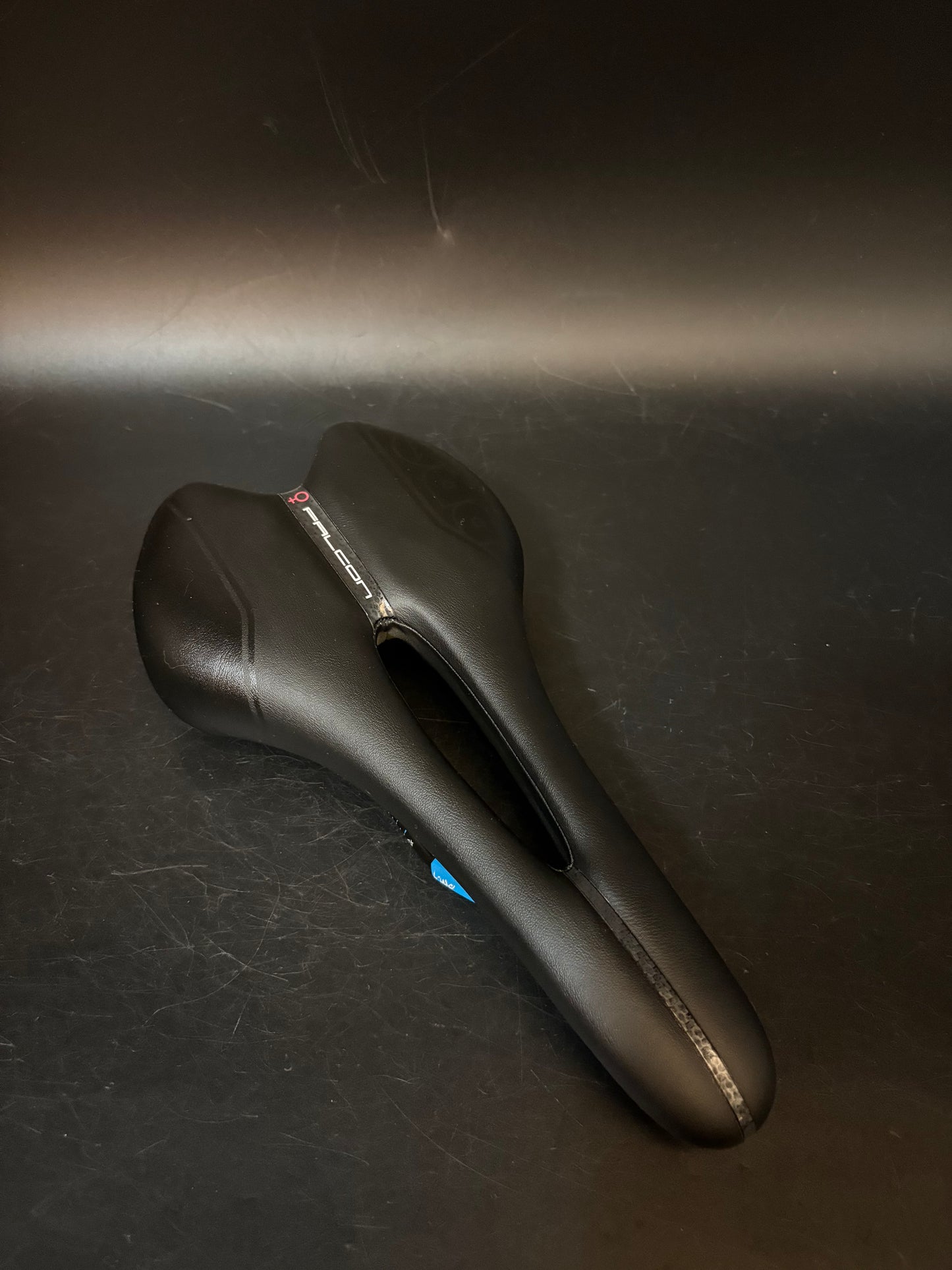 Pro Falcon Saddle Black