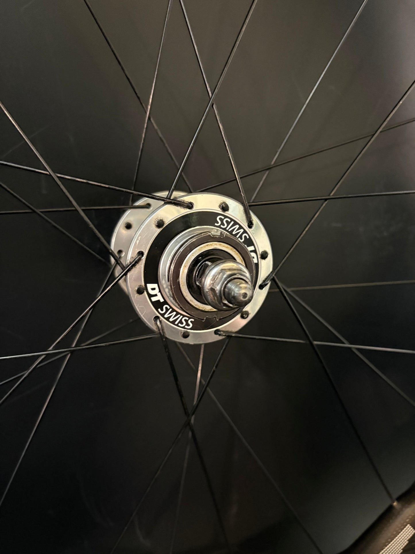 Zipp 454 NSW Carbon Clincher / DT Swiss Wheelset 20/24h