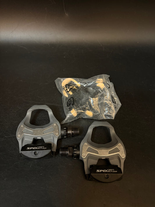 Shimano SPD SL PD-R550 Clipless Pedals w/ Cleats