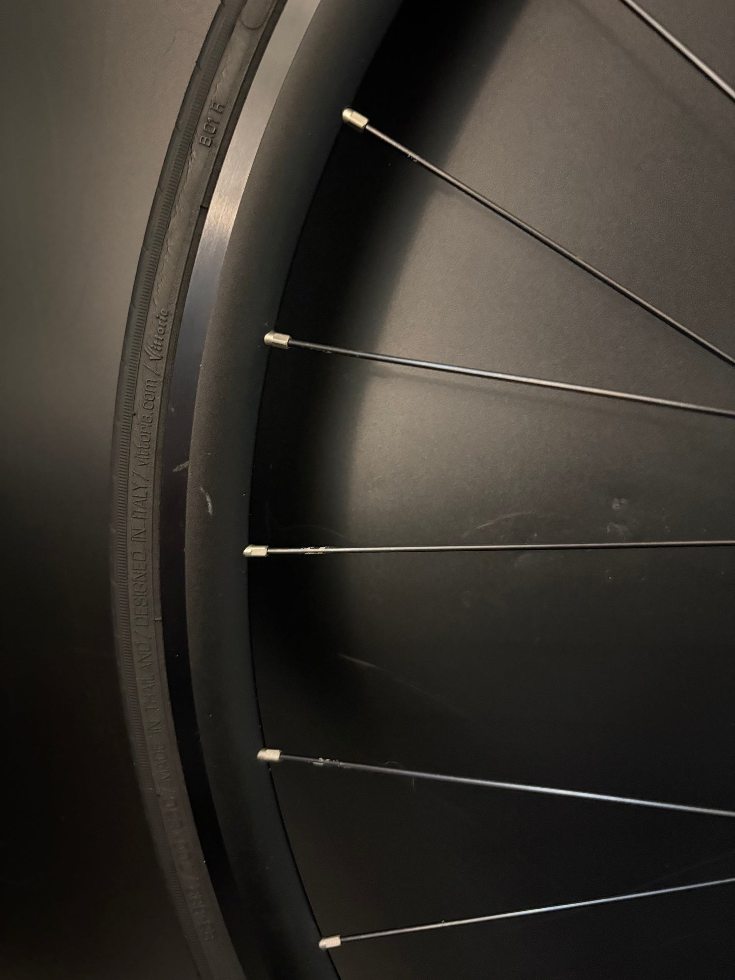 H Plus Son Archetype Black / Spike Hubs Wheelset 28h