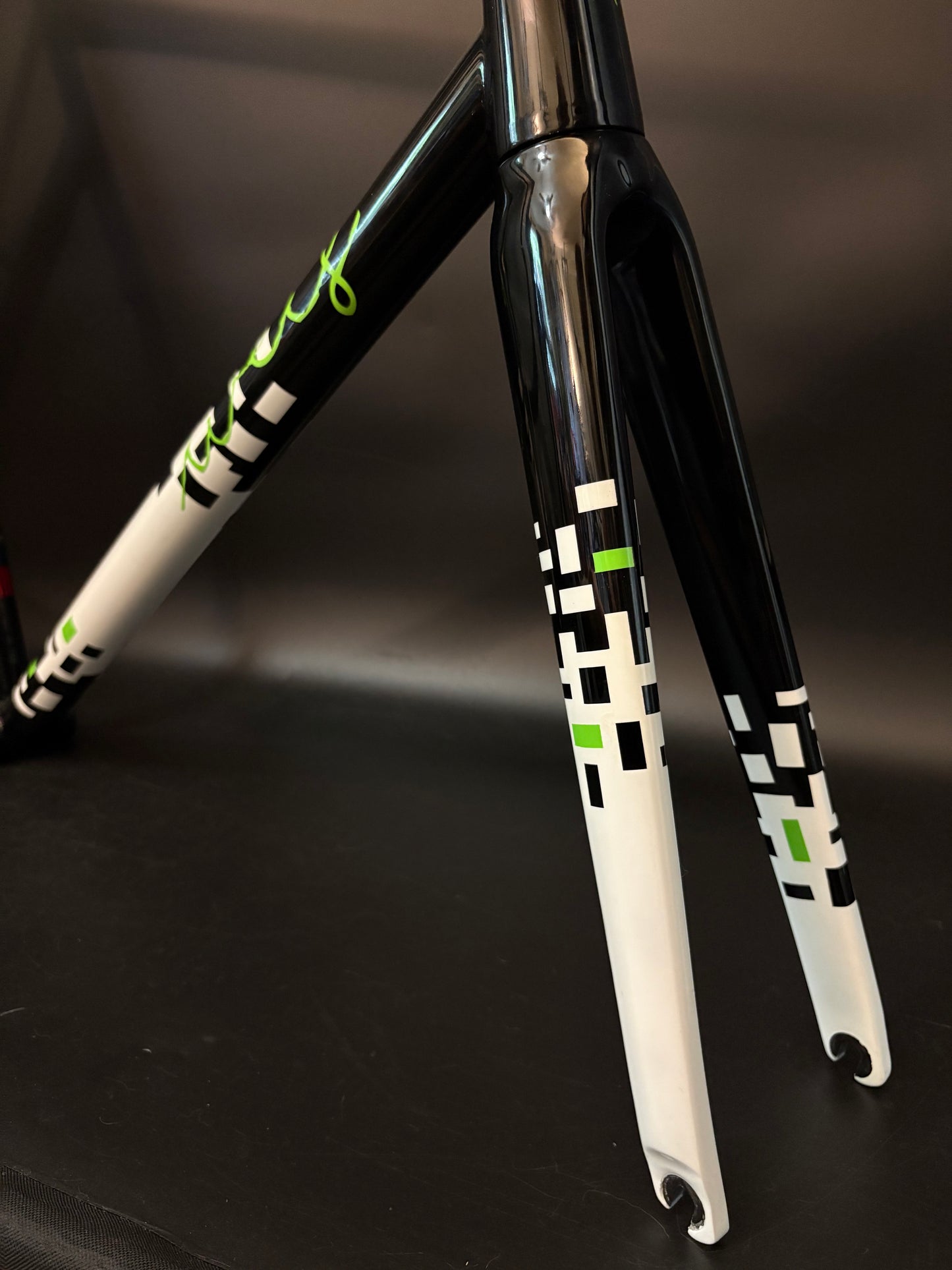 Weis Track Steel Frameset Black/White 58cm