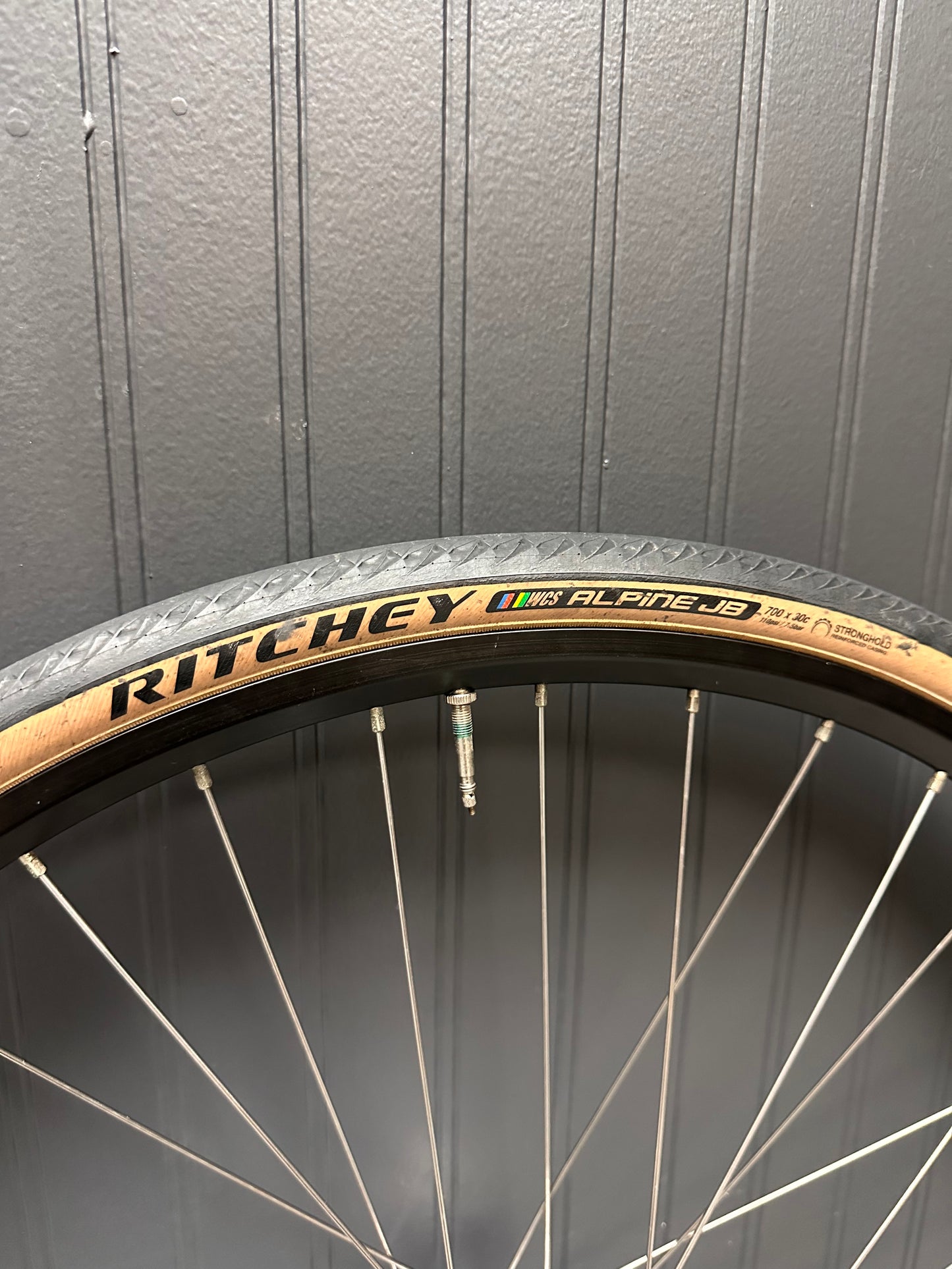 Velocity Fusion Black / Phil Wood Low Flange Wheelset 36h Single Fixed