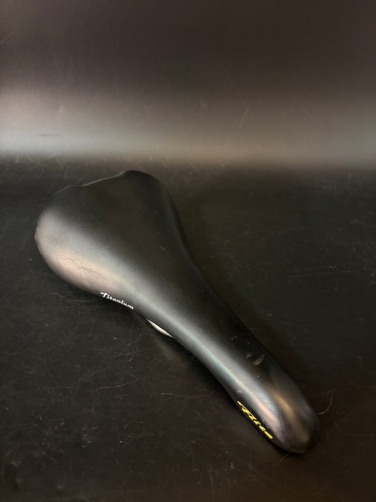 Selle Italia Flite Saddle Black Ti #2
