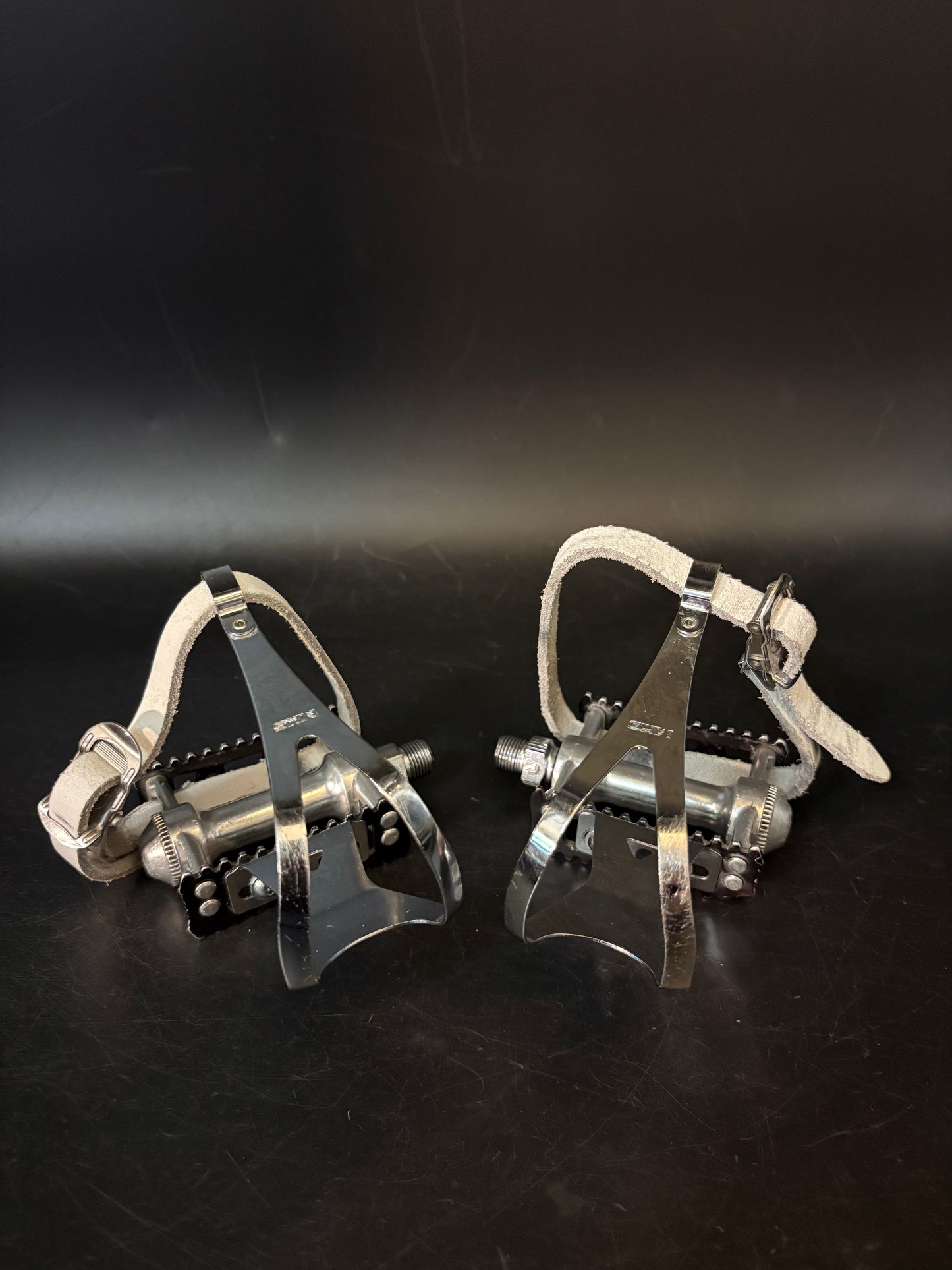 MKS Stream / MKS Leather Single Straps Pedal Setup White