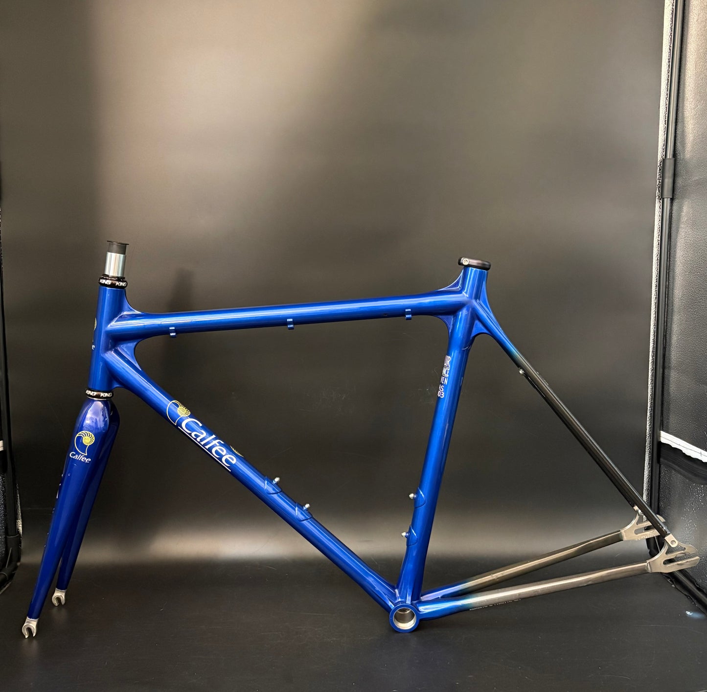 Calfee Pista Roya Carbon Frameset Blue 56cm