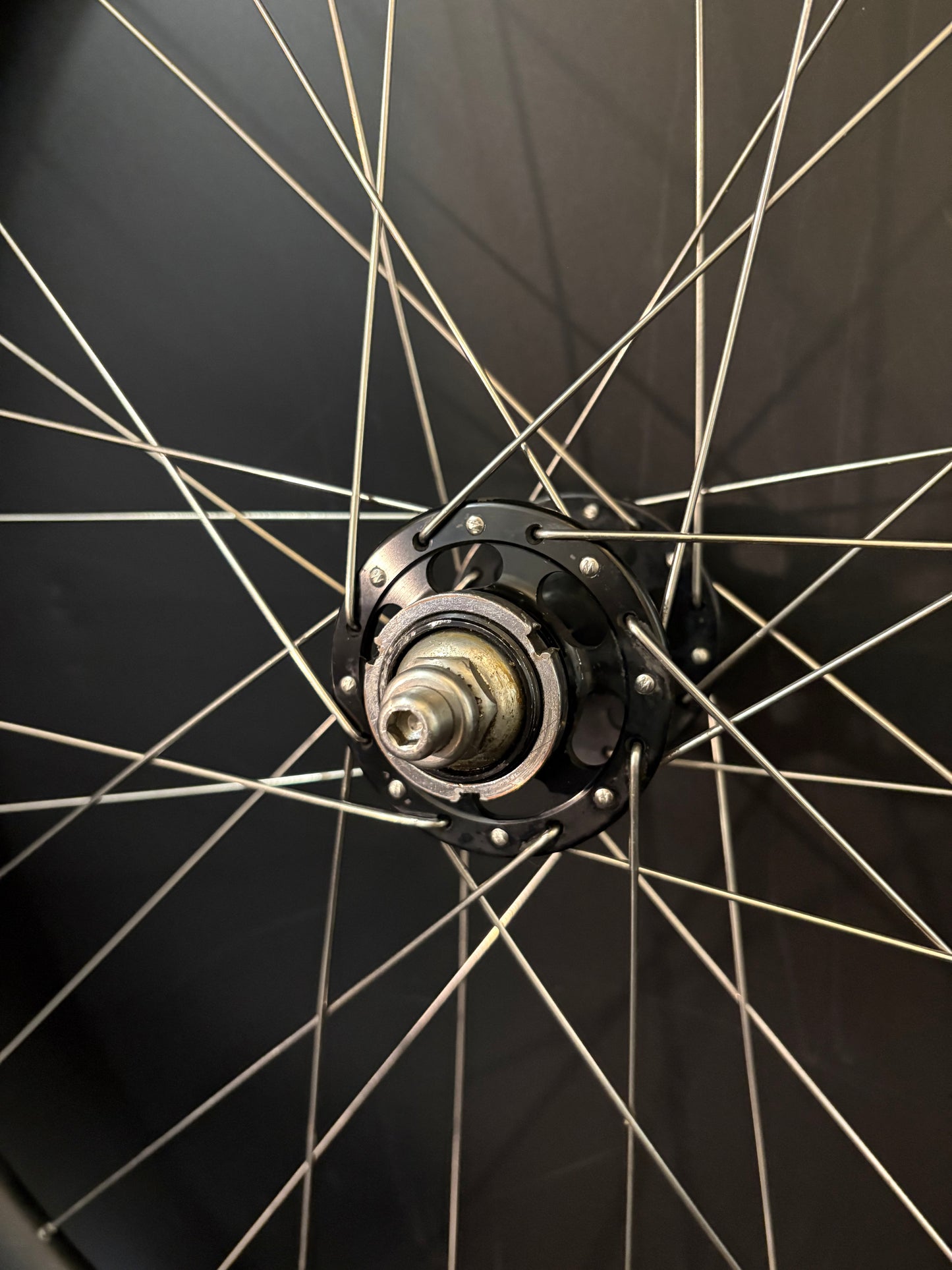 Velocity Aileron 650b / Paul Wheelset Black 32h