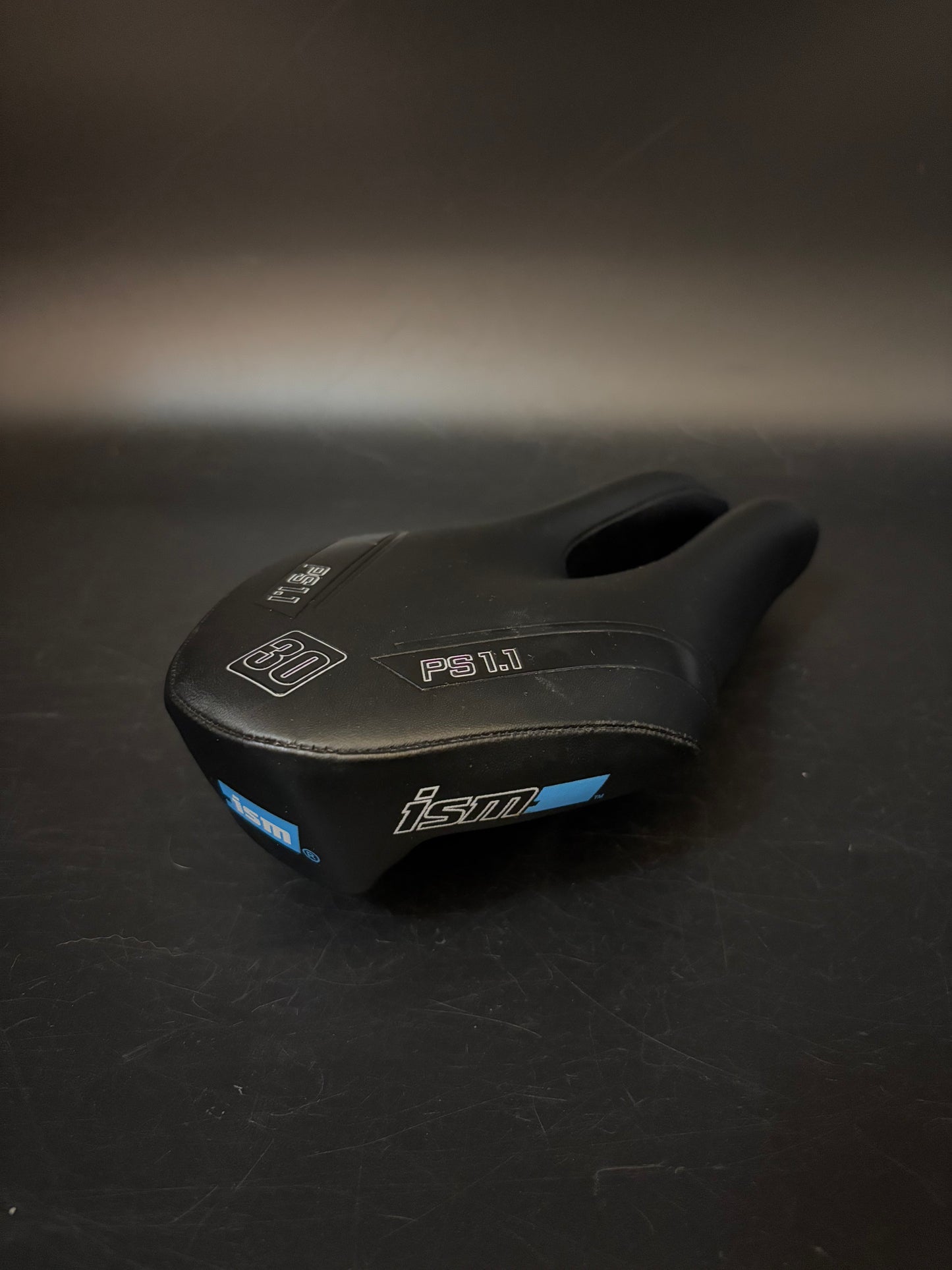 ISM PS 1.1 30 Saddle Black
