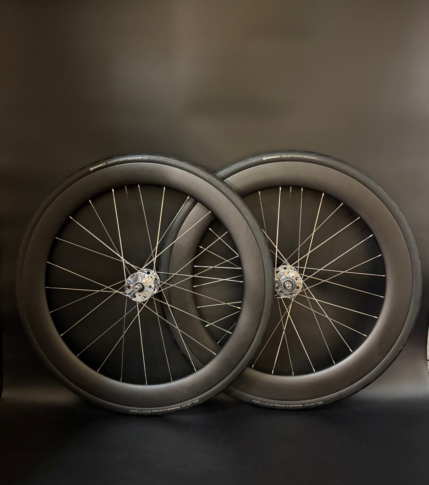 Light Bicycle R55 + R65 Carbon Clincher Rims / Phil Wood Pro HF Silver Wheelset 24/28h