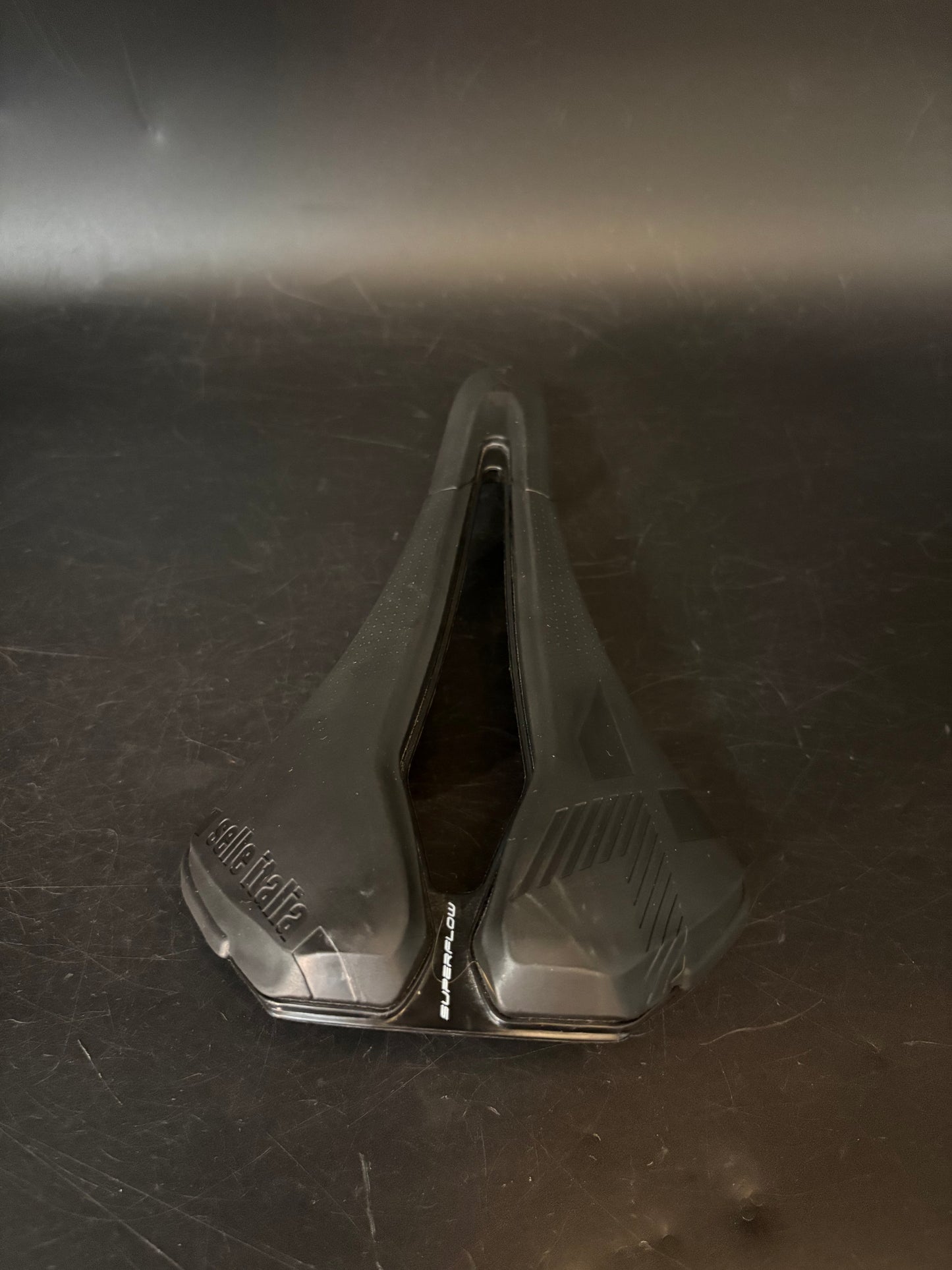 Selle X-LR Superflow Saddle Black