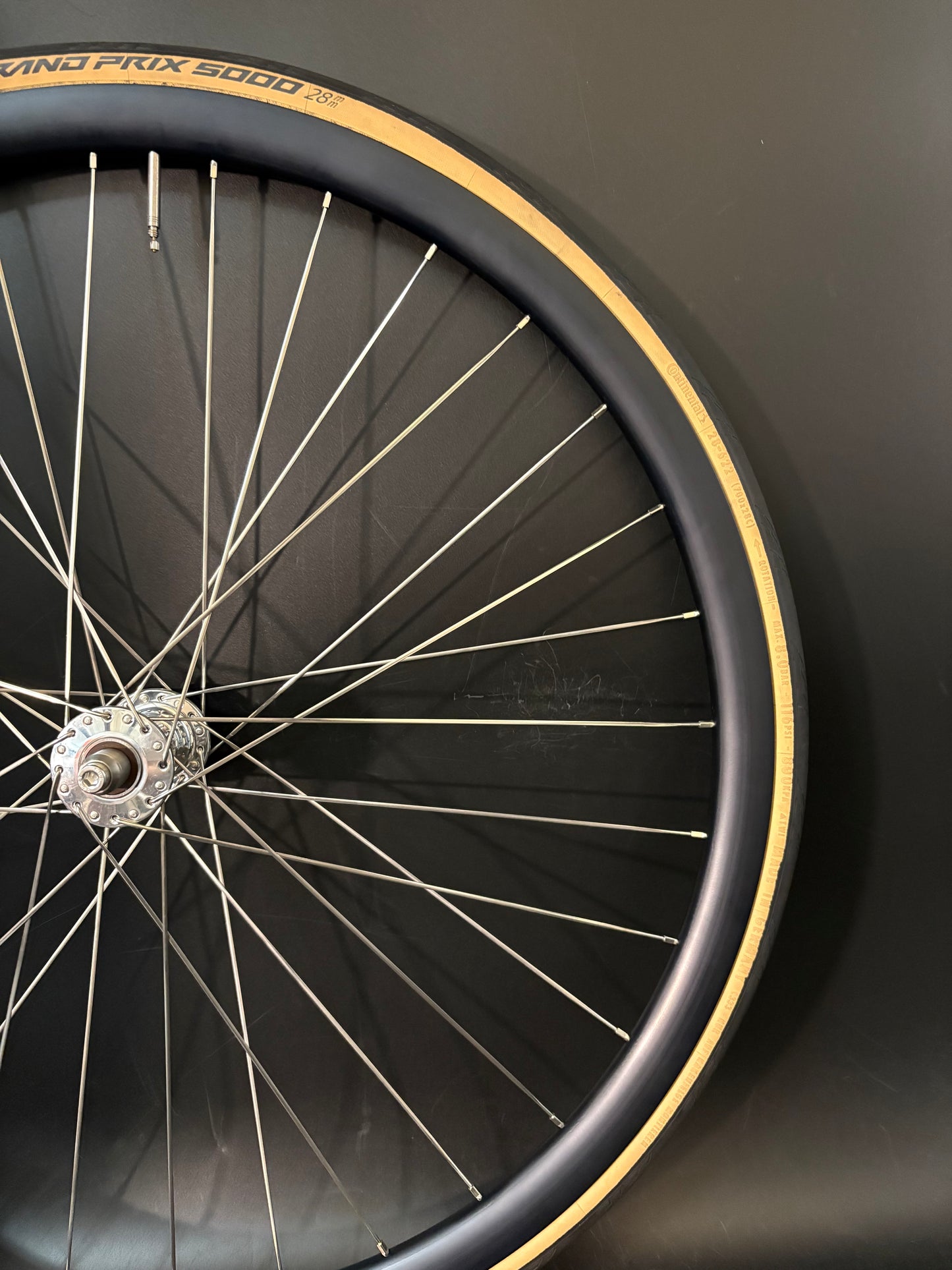 Velocity Aileron Black / Phil Wood LF Wheelset 32h