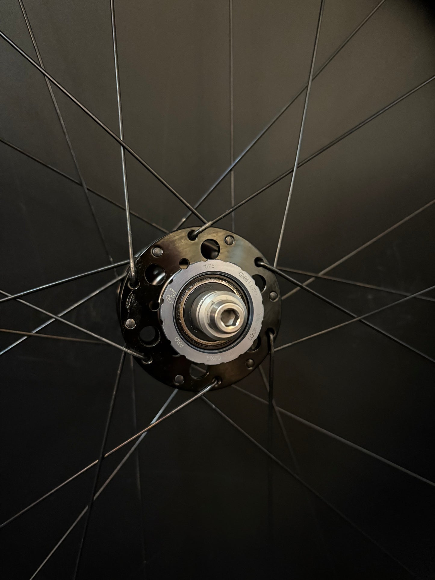 Astral Veil 6 Carbon Clincher / Phil Wood Pro HF Wheelset Black 24h