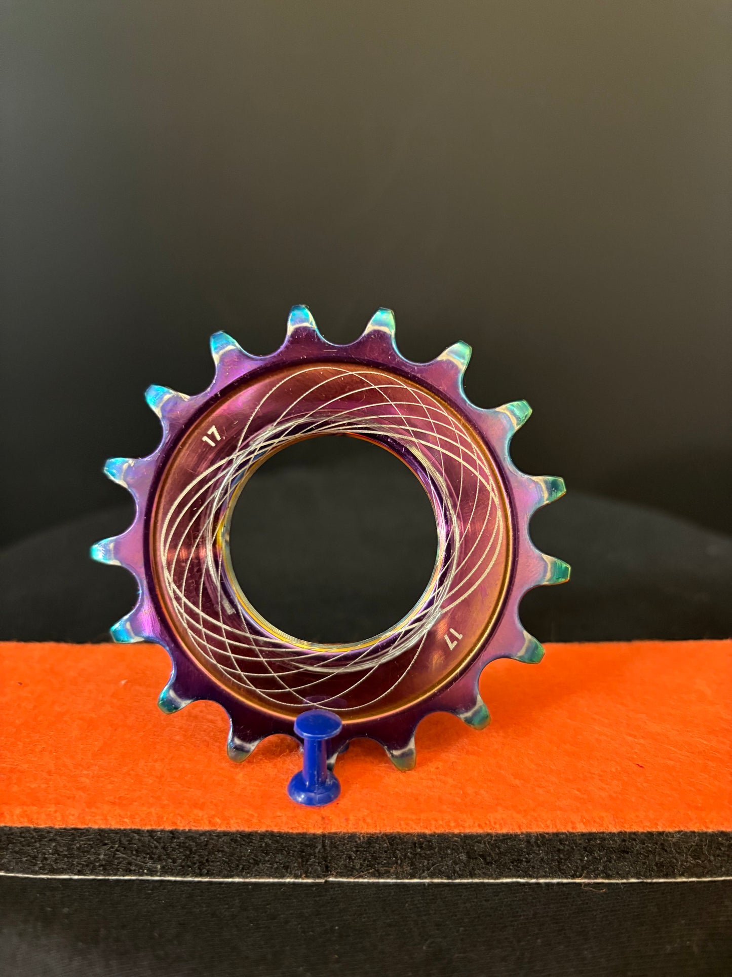 Bespoke Cog Oil Slick 17t