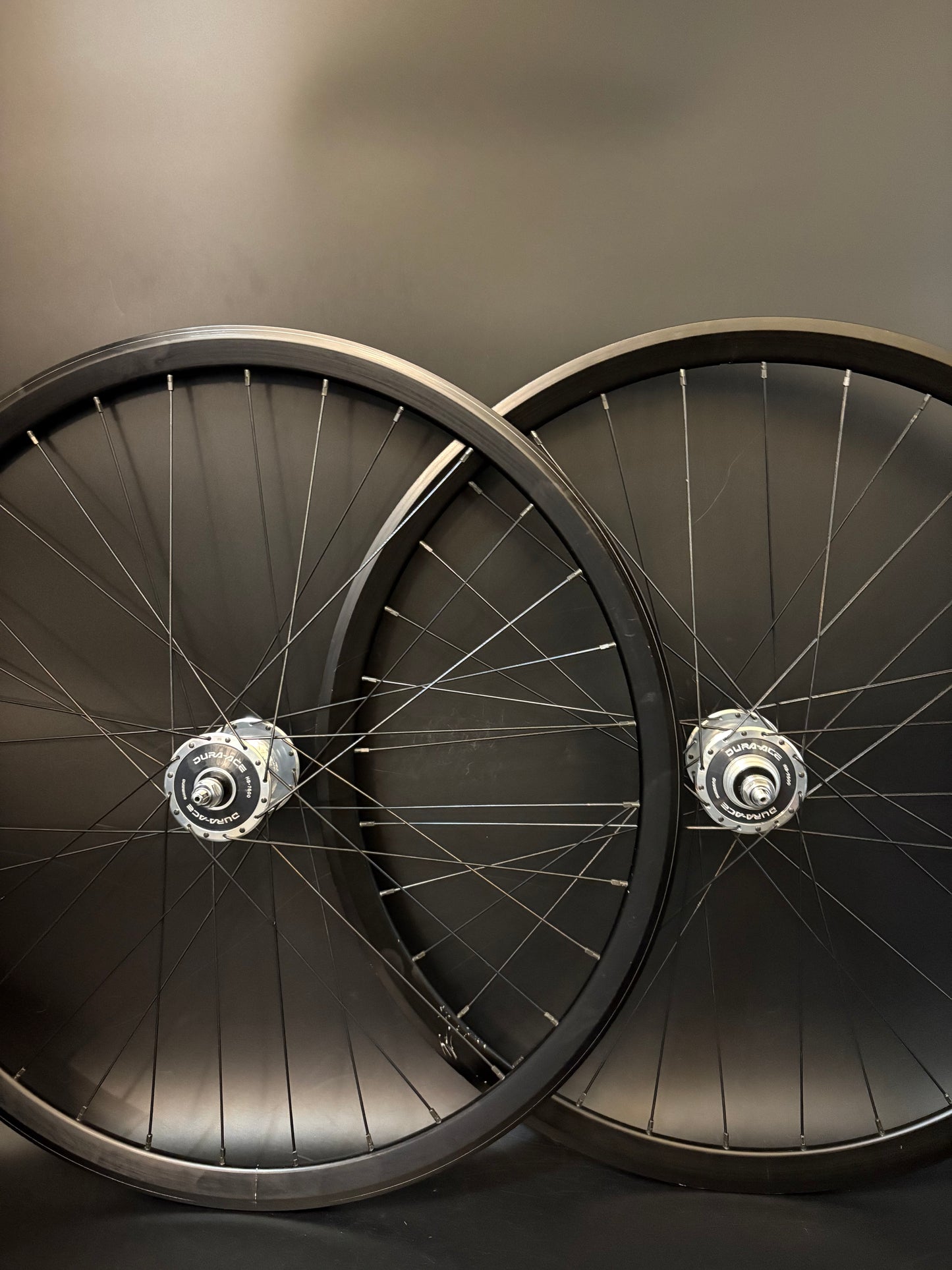 Velocity Deep V Black / Dura Ace HF 7600 Wheelset 32h