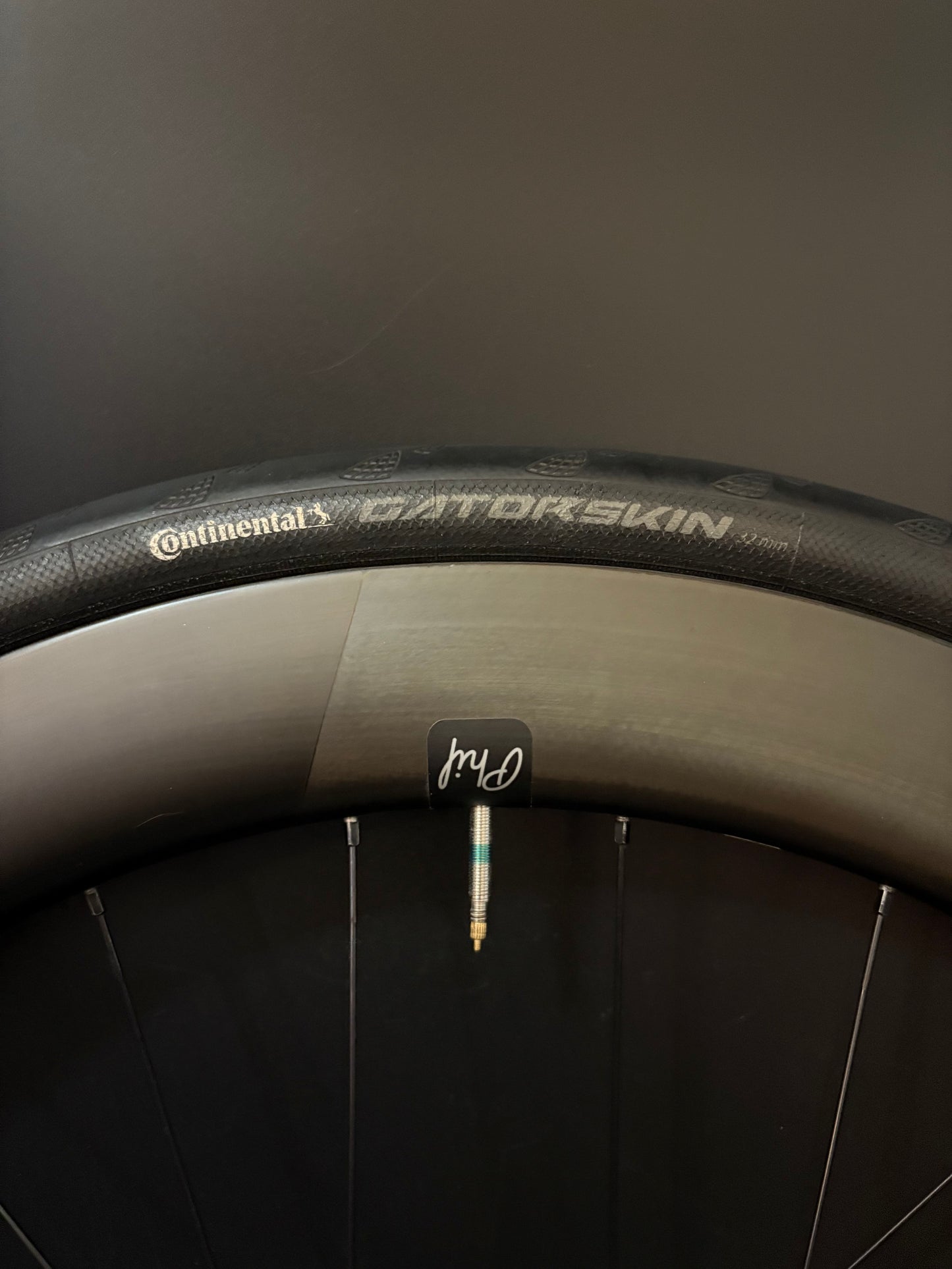 Astral Veil 6 Carbon Clincher / Phil Wood Pro HF Wheelset Black 24h