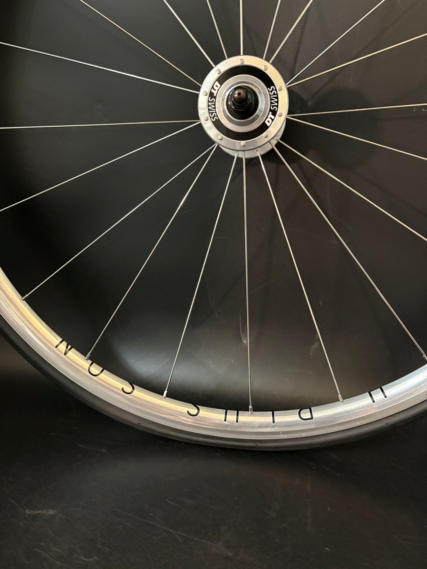 H Plus Son Archetype Silver / DT Swiss Wheelset 20/24h